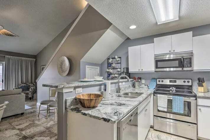 MARAVILLA CONDO 2 - Residential