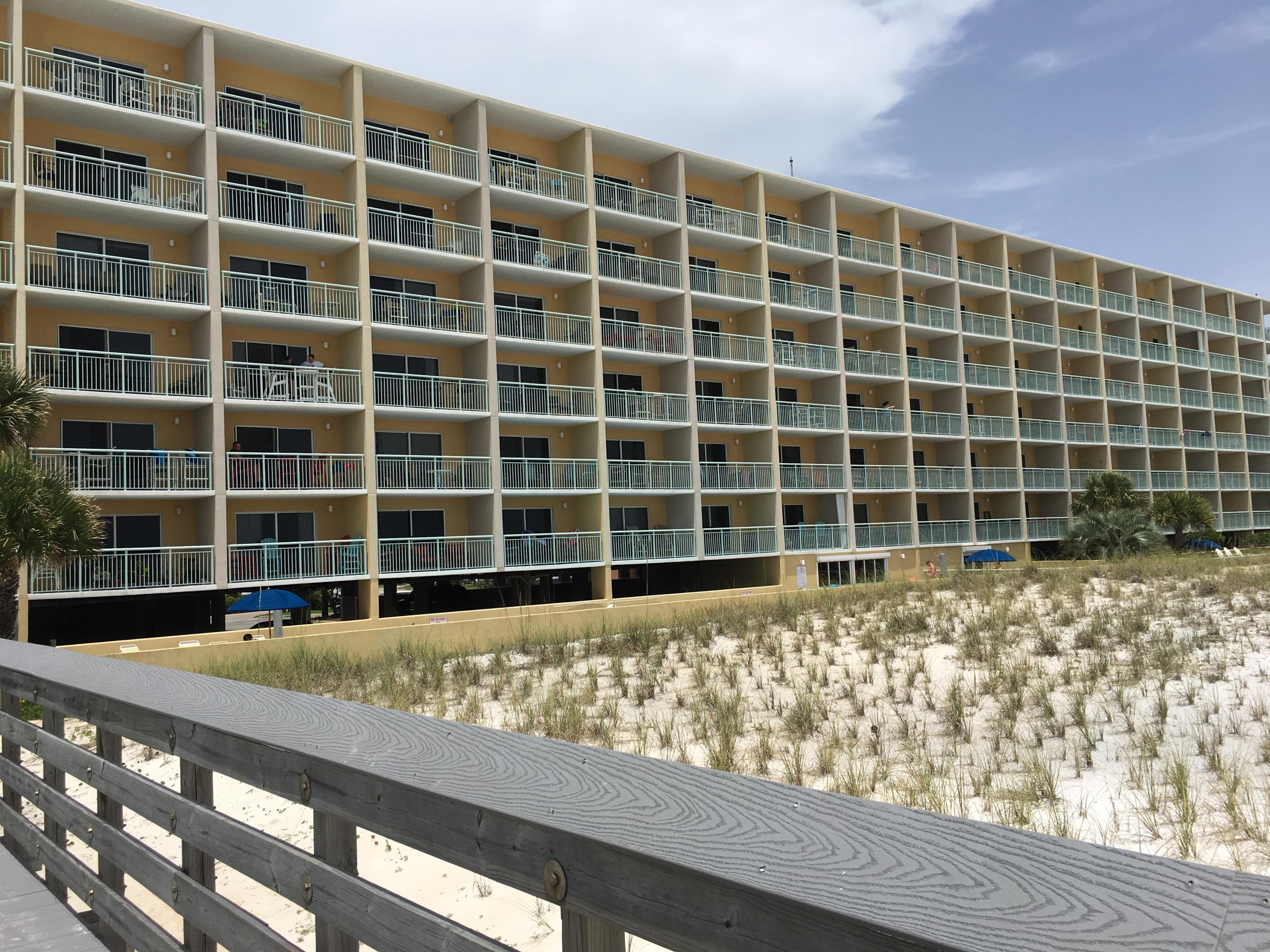 PELICAN ISLE - Residential