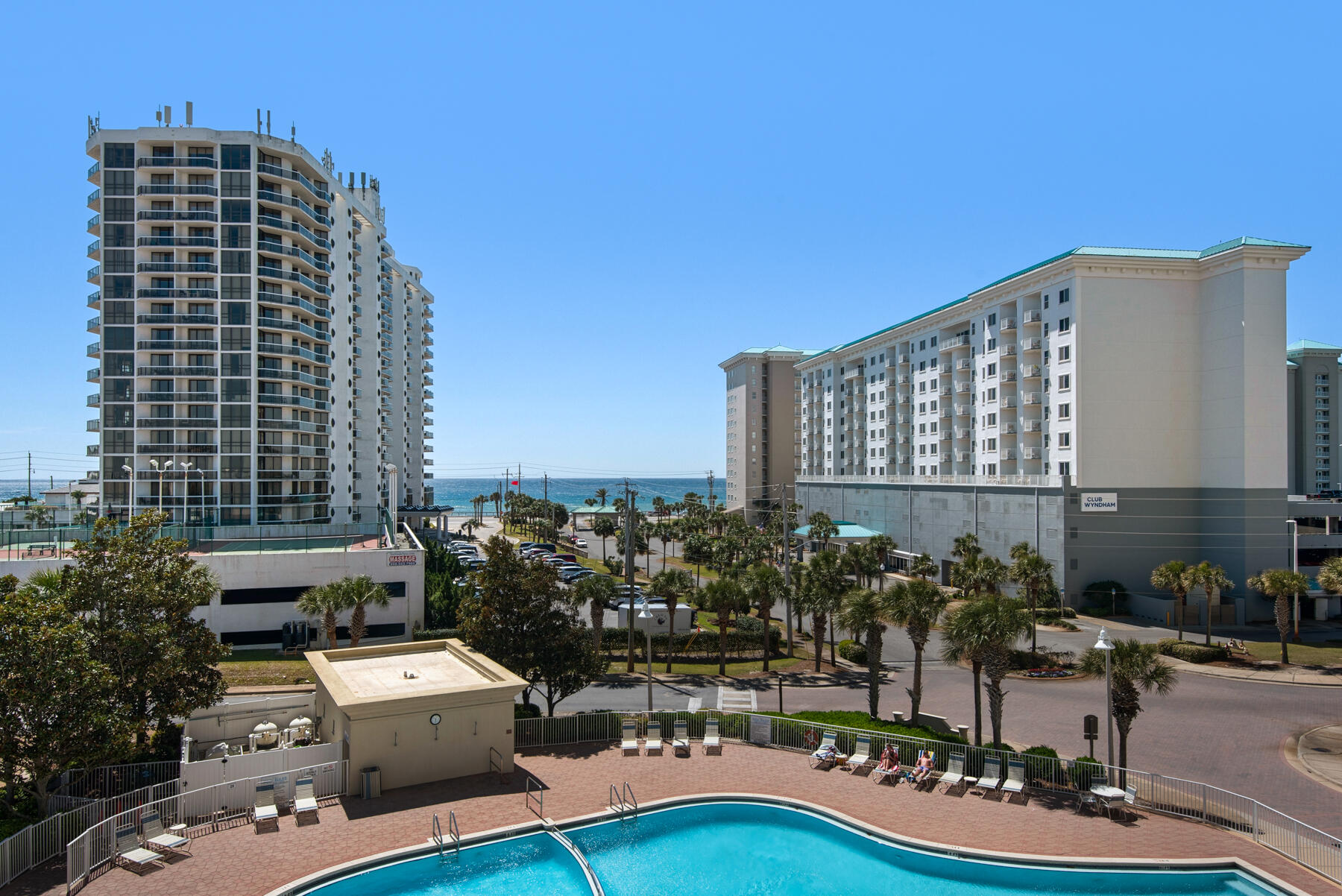 ARIEL DUNES - Residential