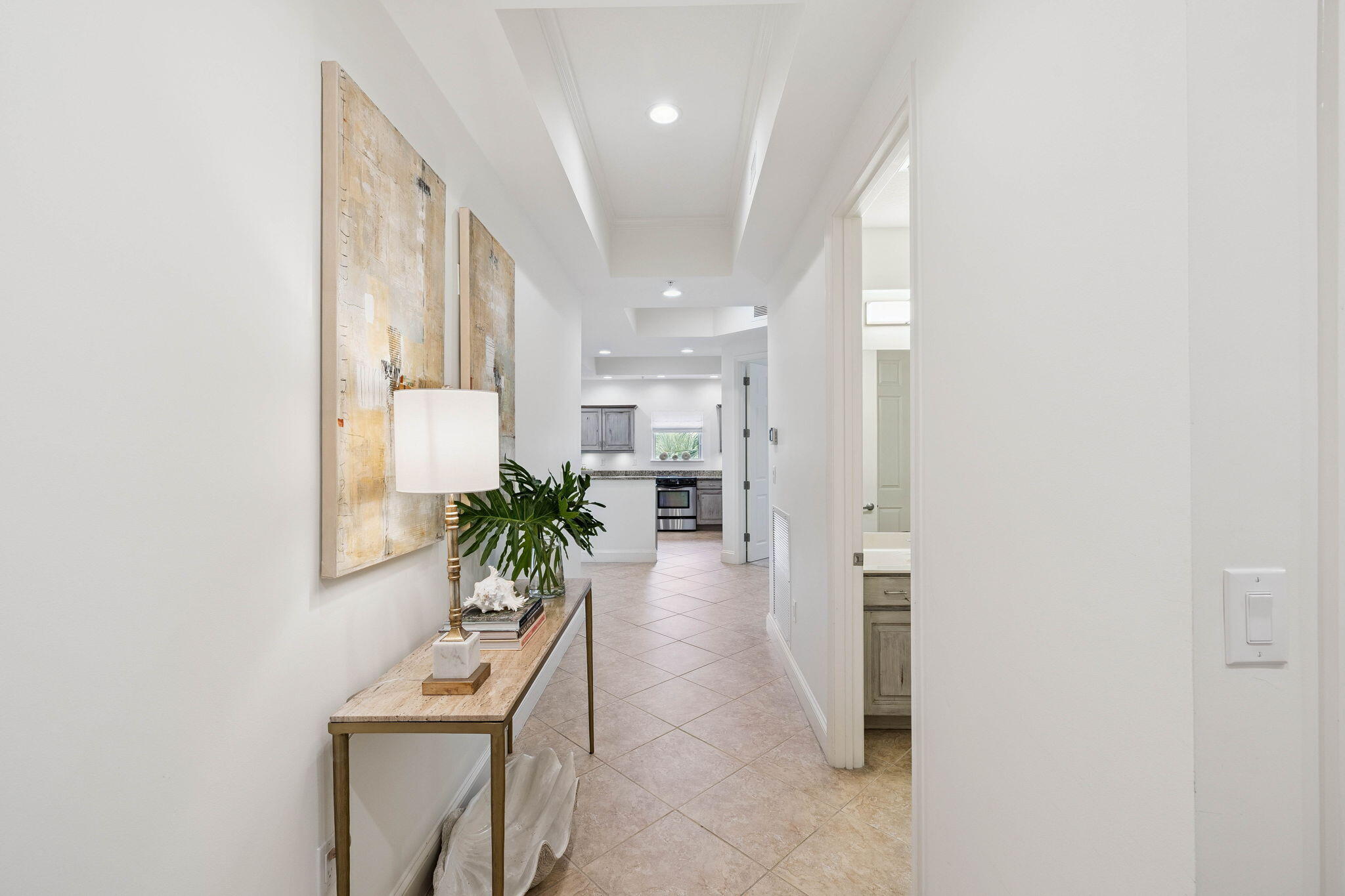ALEXANDER AT PALM COURT - Residential