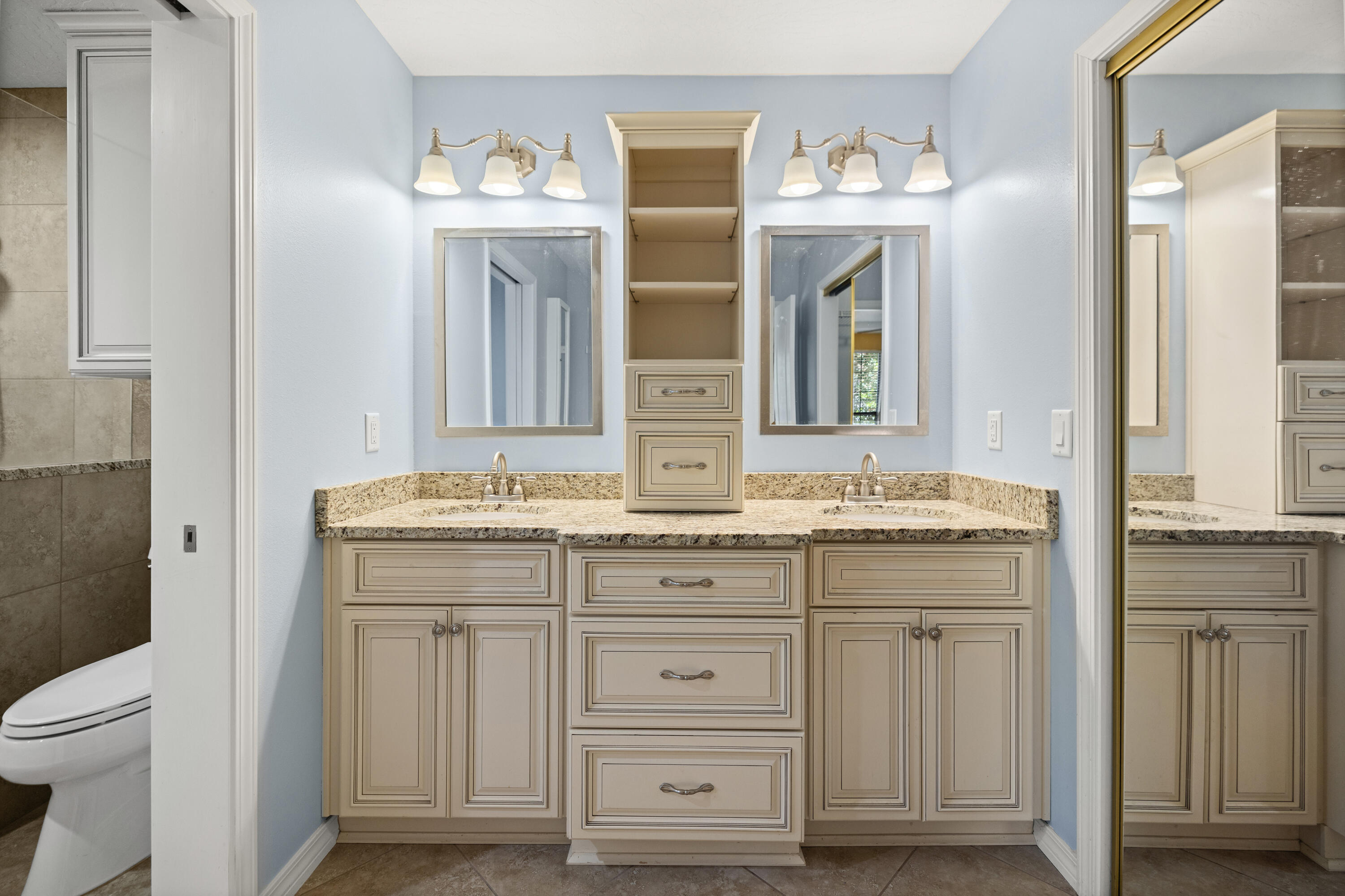 OAKLAKE - Residential