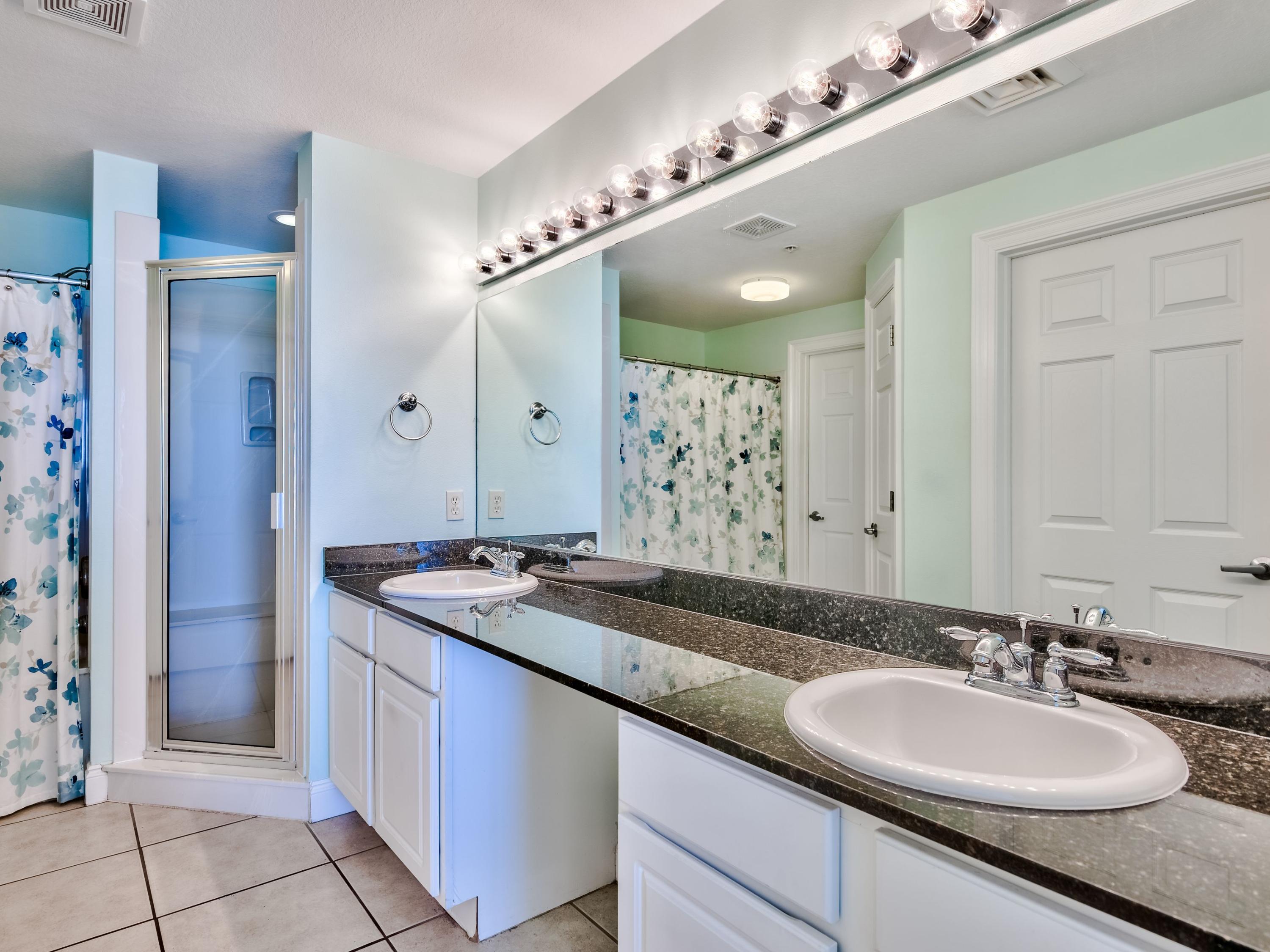 CALYPSO RESORT & TOWERS - Residential