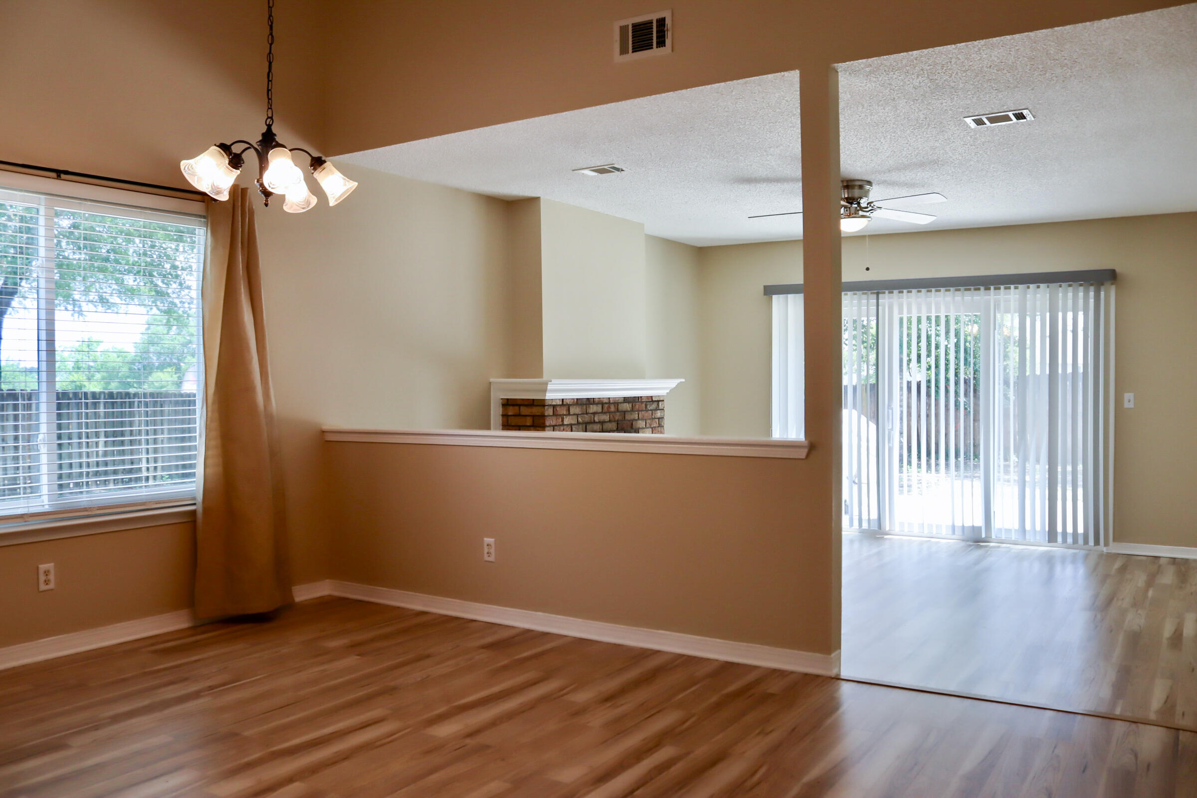 Hollyrod Park - Residential Lease