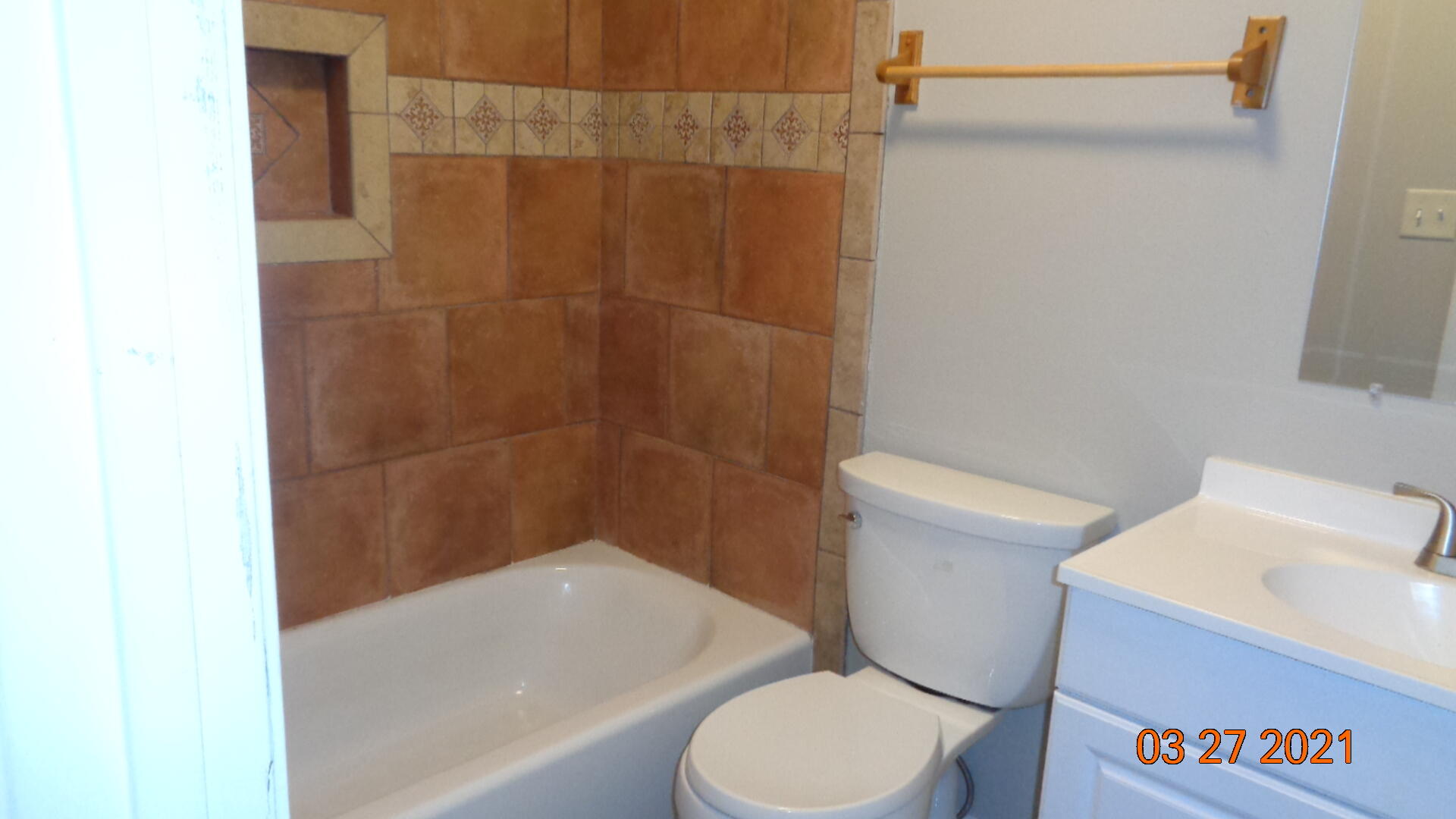 MONAHAN MANOR - Residential Lease