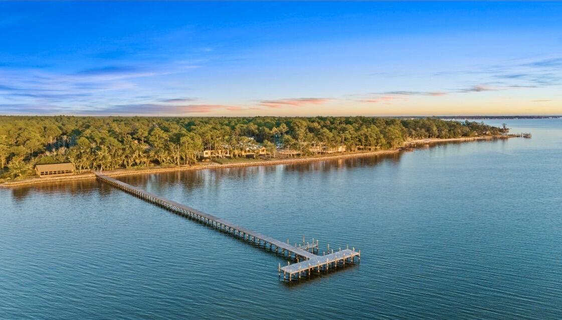 STEAMBOAT LANDING AT HAMMOCK BAY - Land