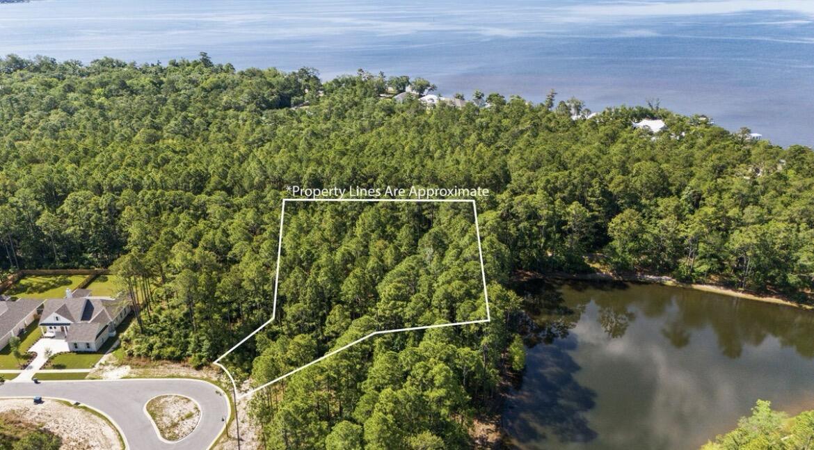 STEAMBOAT LANDING AT HAMMOCK BAY - Land