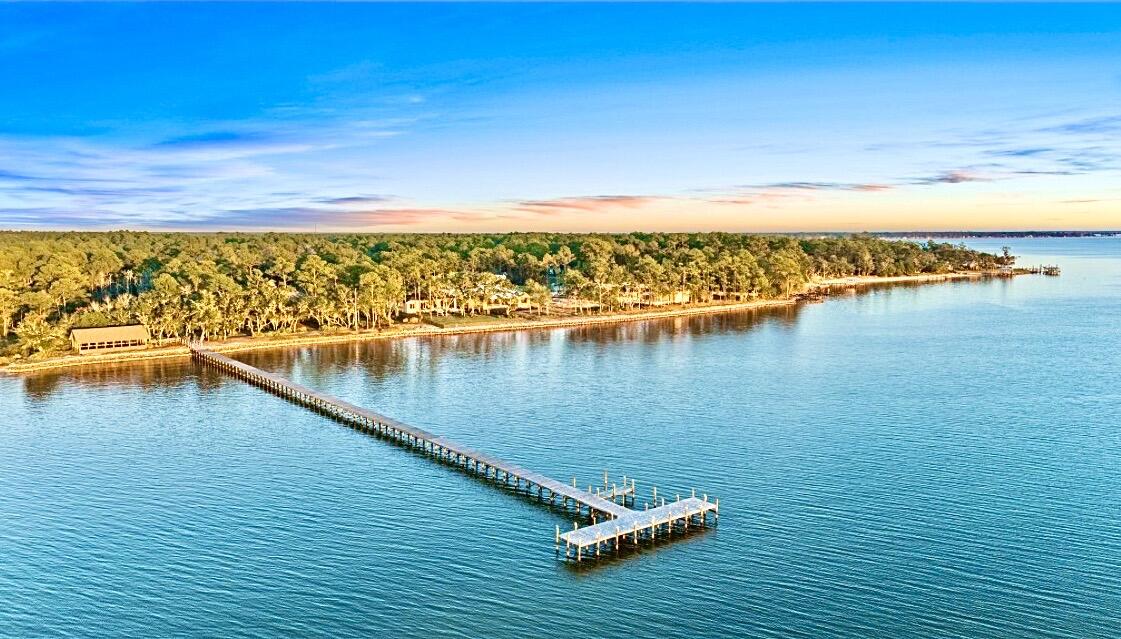 STEAMBOAT LANDING AT HAMMOCK BAY - Land
