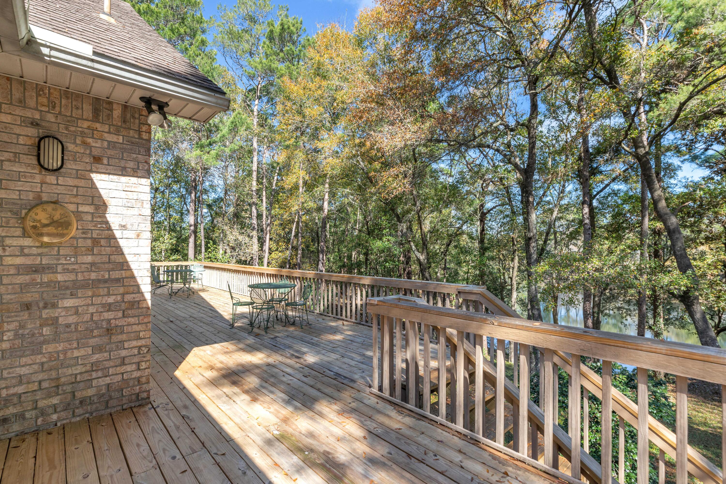 Rocky Bayou Country Club Estates - Residential
