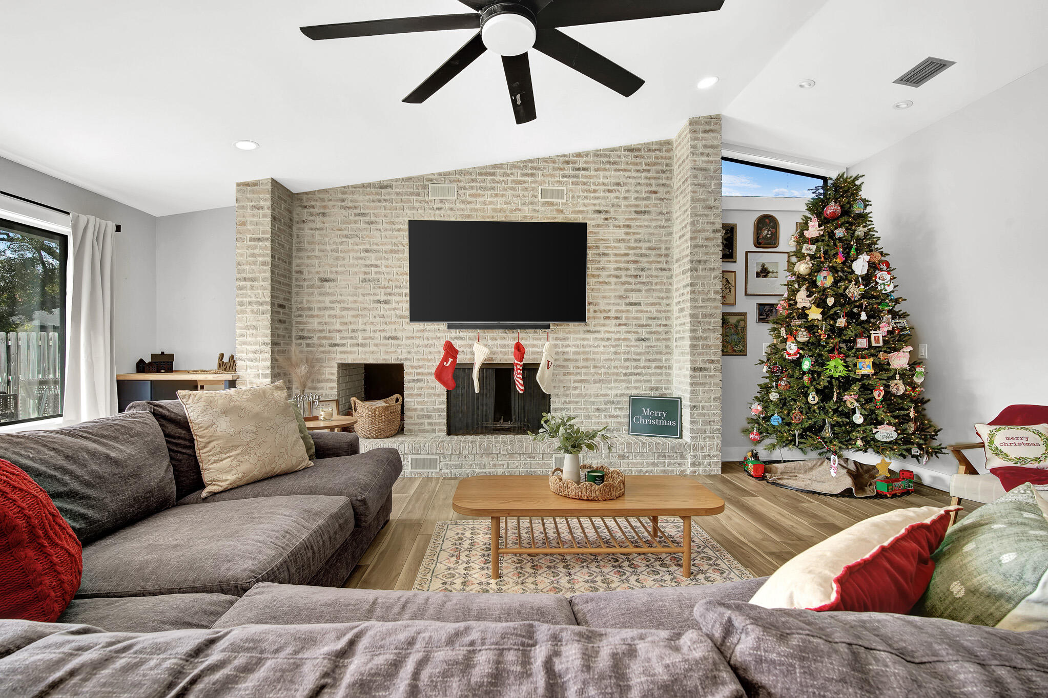 PRETTY BAYOU HEIGHTS 2ND ADDN - Residential