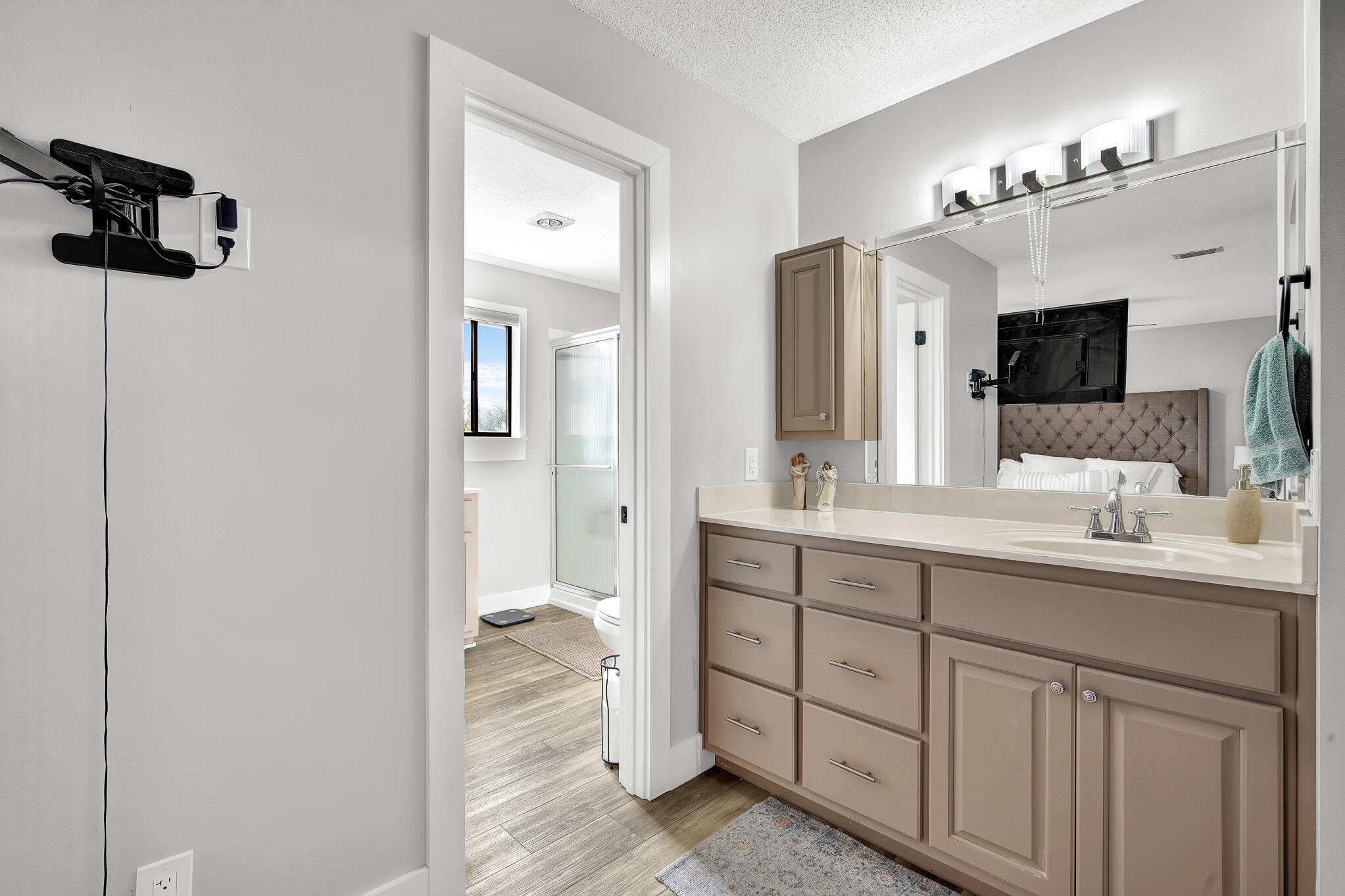 PRETTY BAYOU HEIGHTS 2ND ADDN - Residential