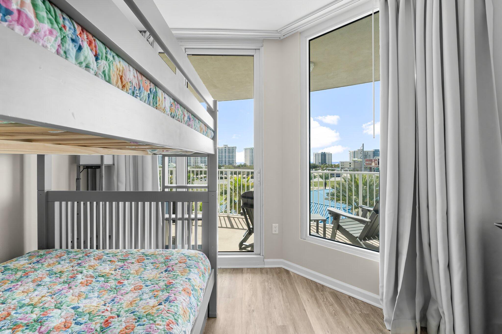 THE PALMS OF DESTIN - Residential