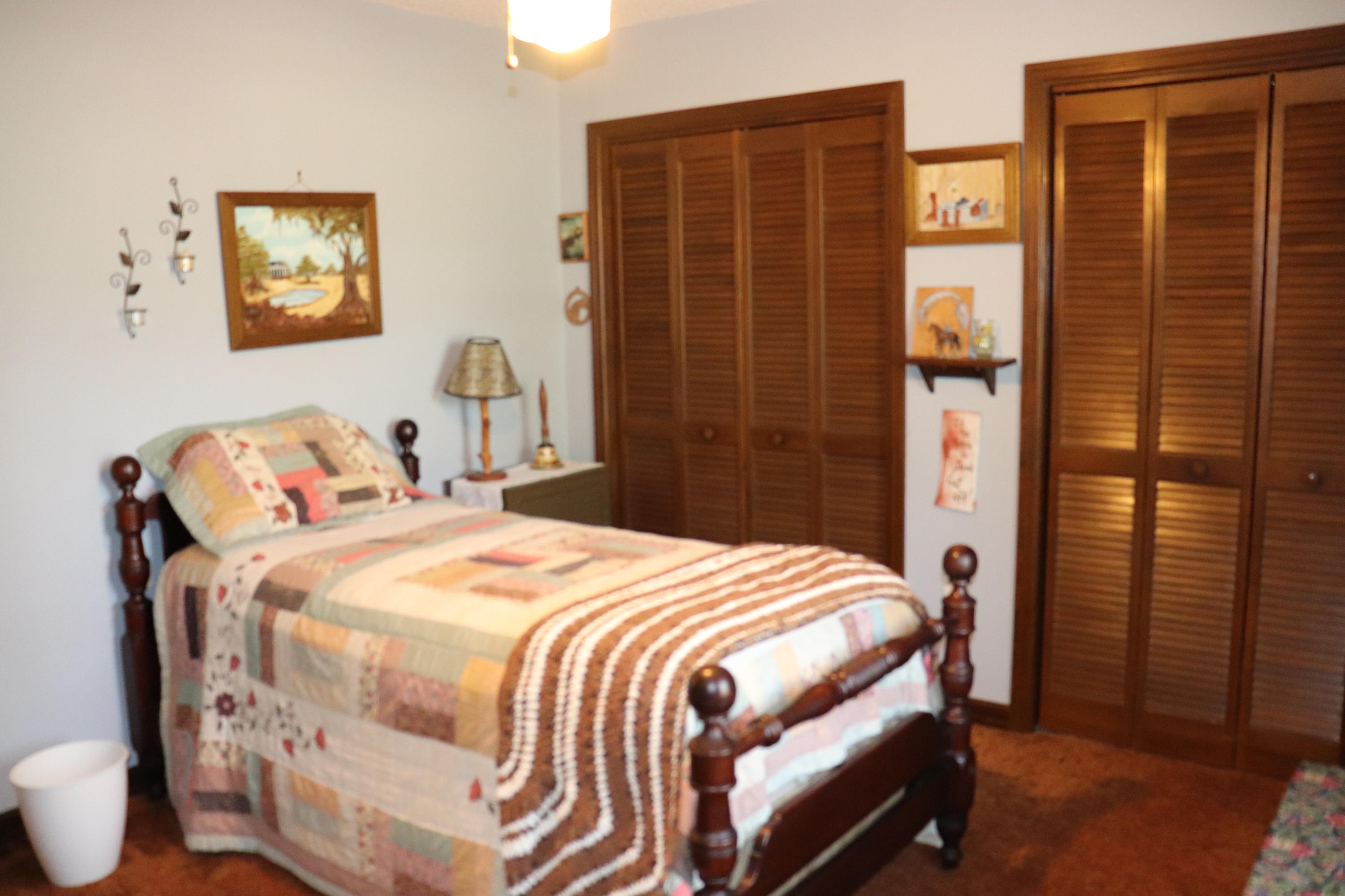 NO RECORDED SUBDIVISION - Residential