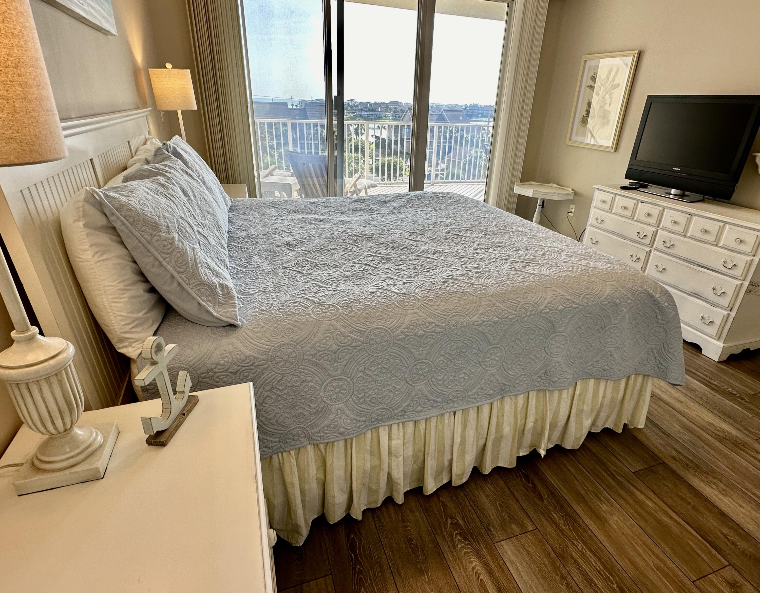 ARIEL DUNES II - Residential