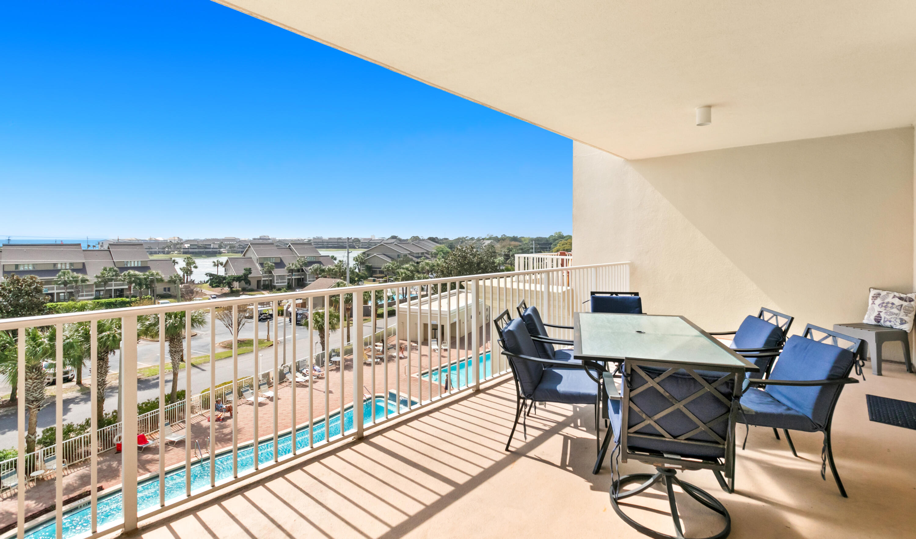 ARIEL DUNES II - Residential