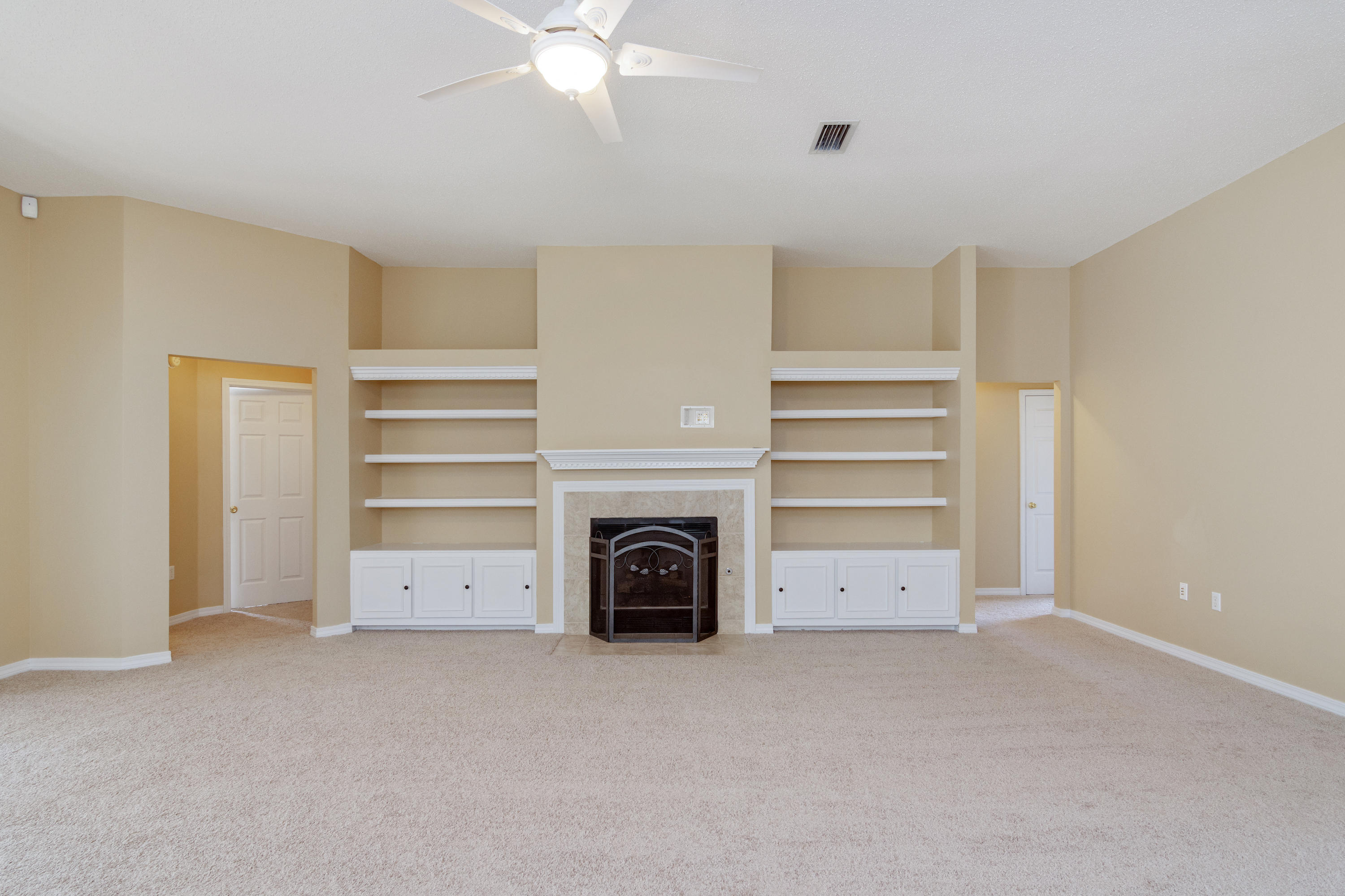 SILVER OAKS PH 1 - Residential