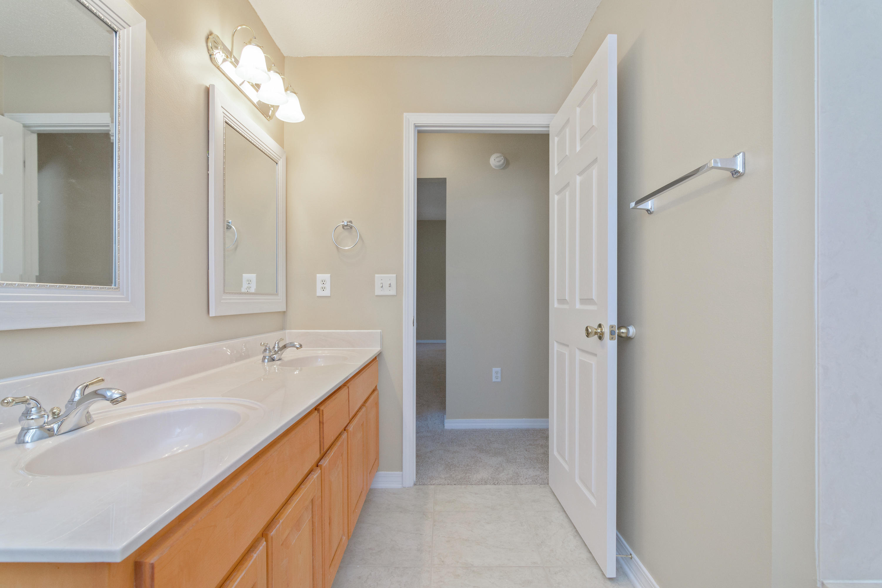 SILVER OAKS PH 1 - Residential