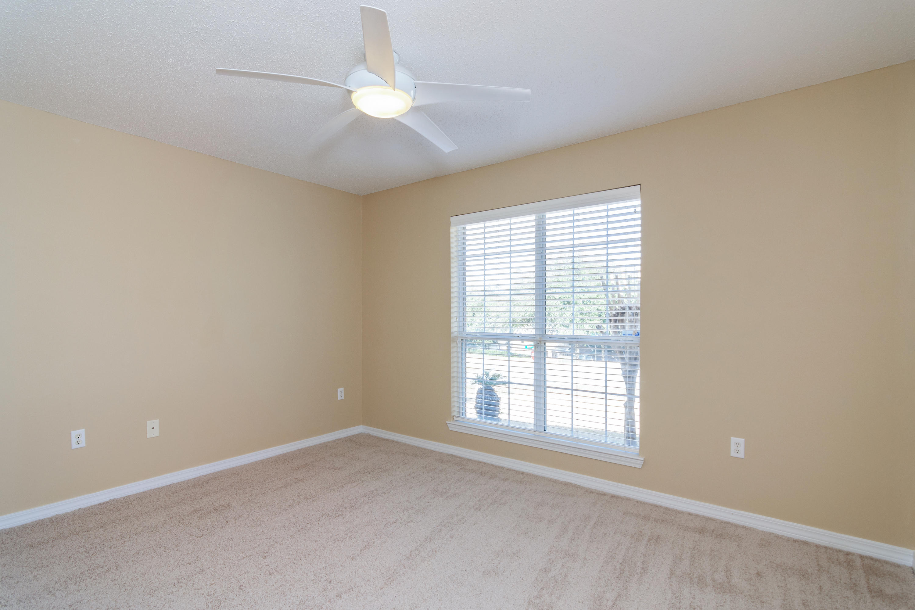 SILVER OAKS PH 1 - Residential