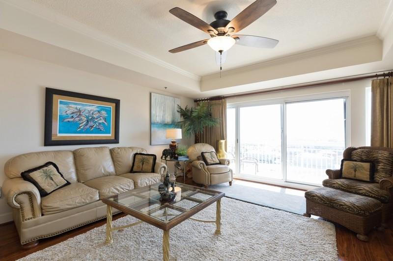 HARBOR LANDING - Residential