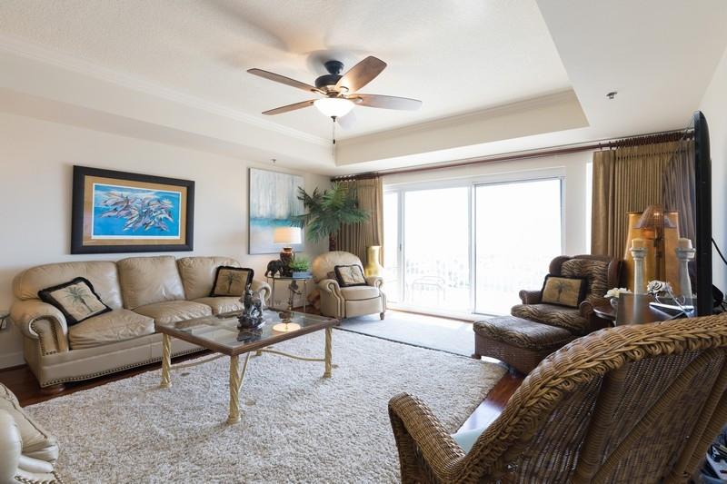 HARBOR LANDING - Residential