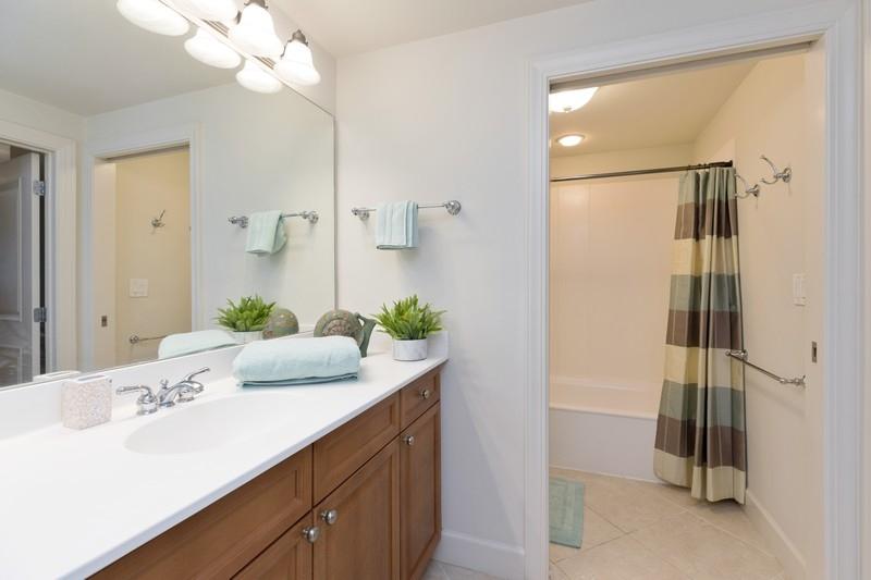 HARBOR LANDING - Residential