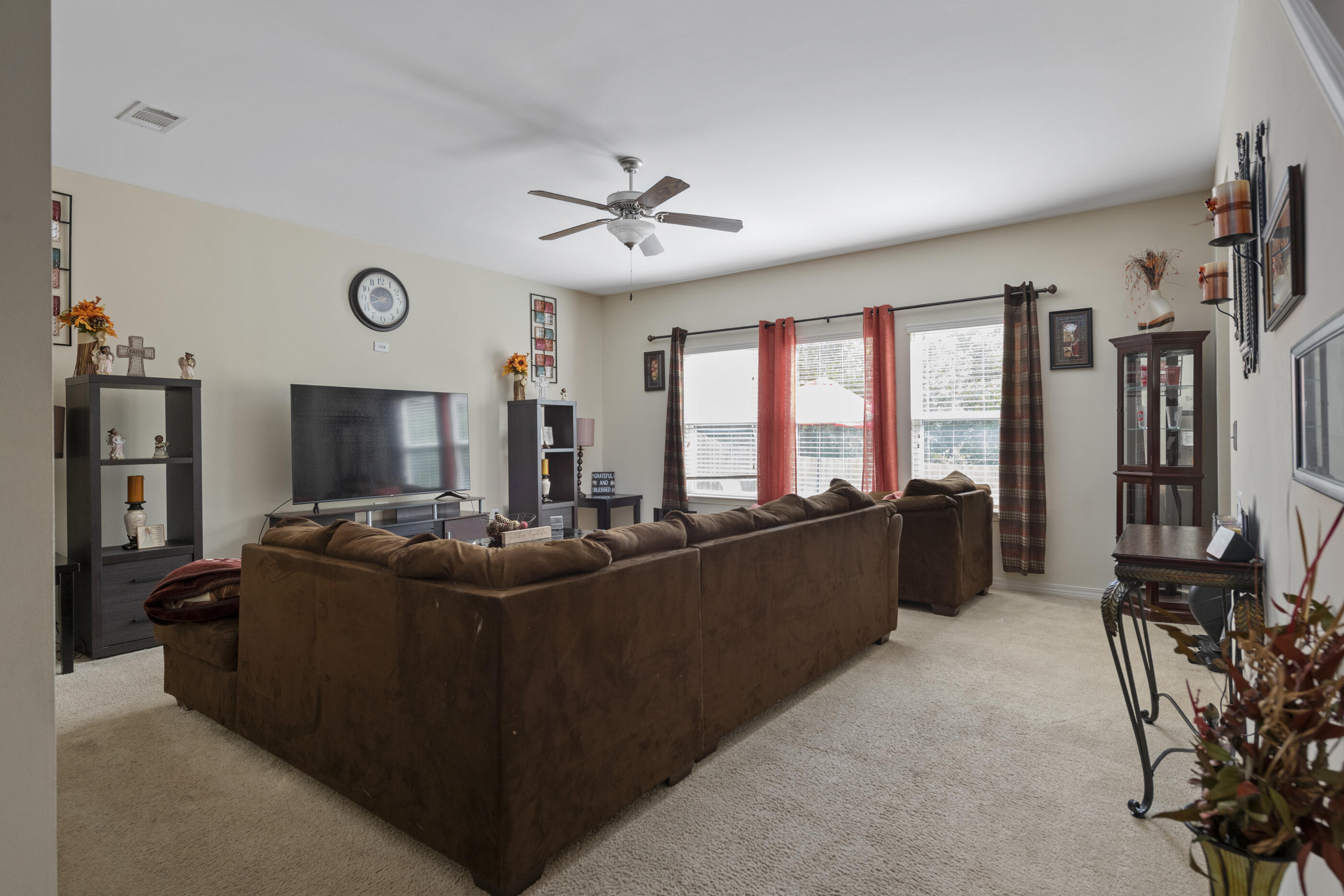 SANDY RIDGE ESTATES - Residential