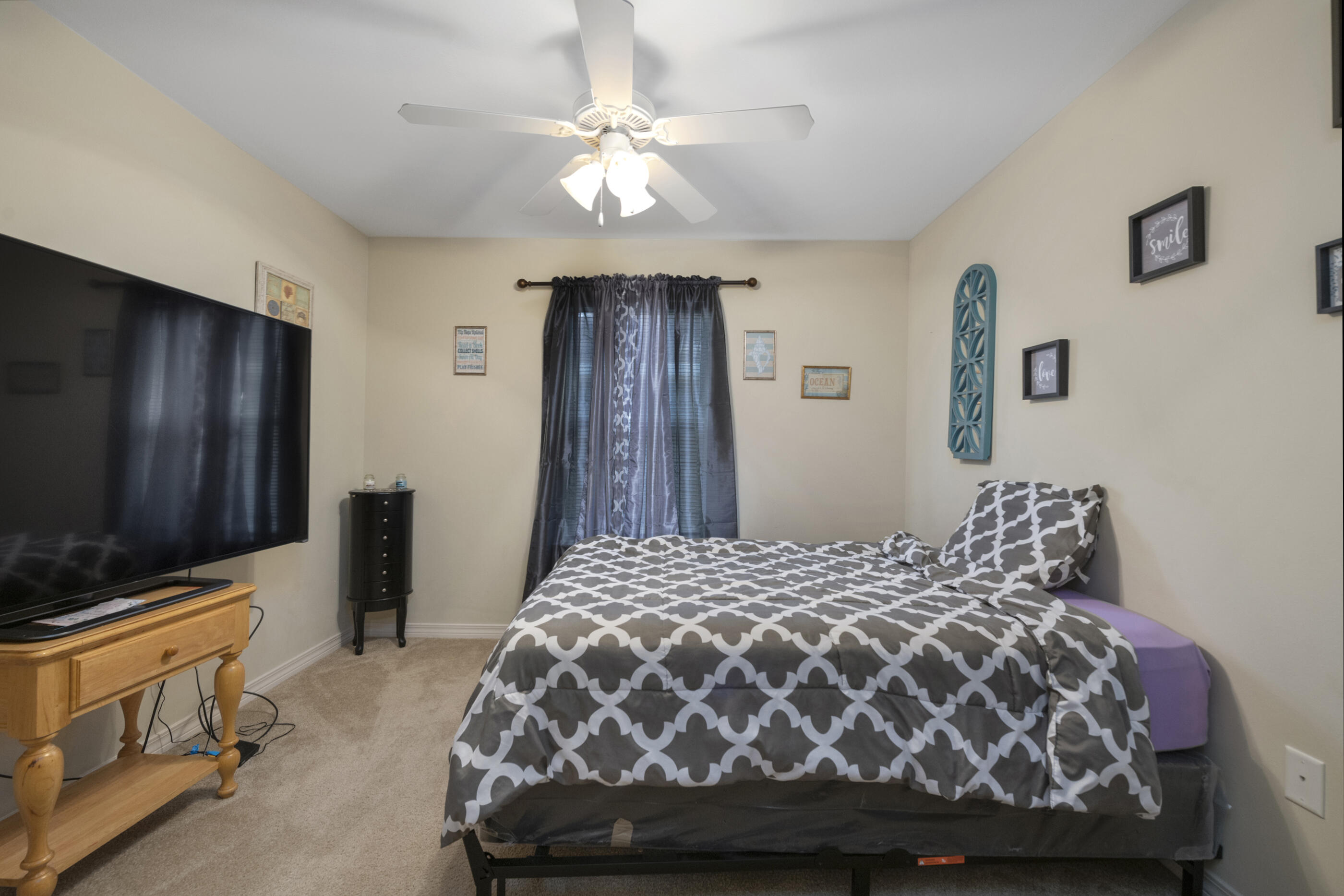 SANDY RIDGE ESTATES - Residential