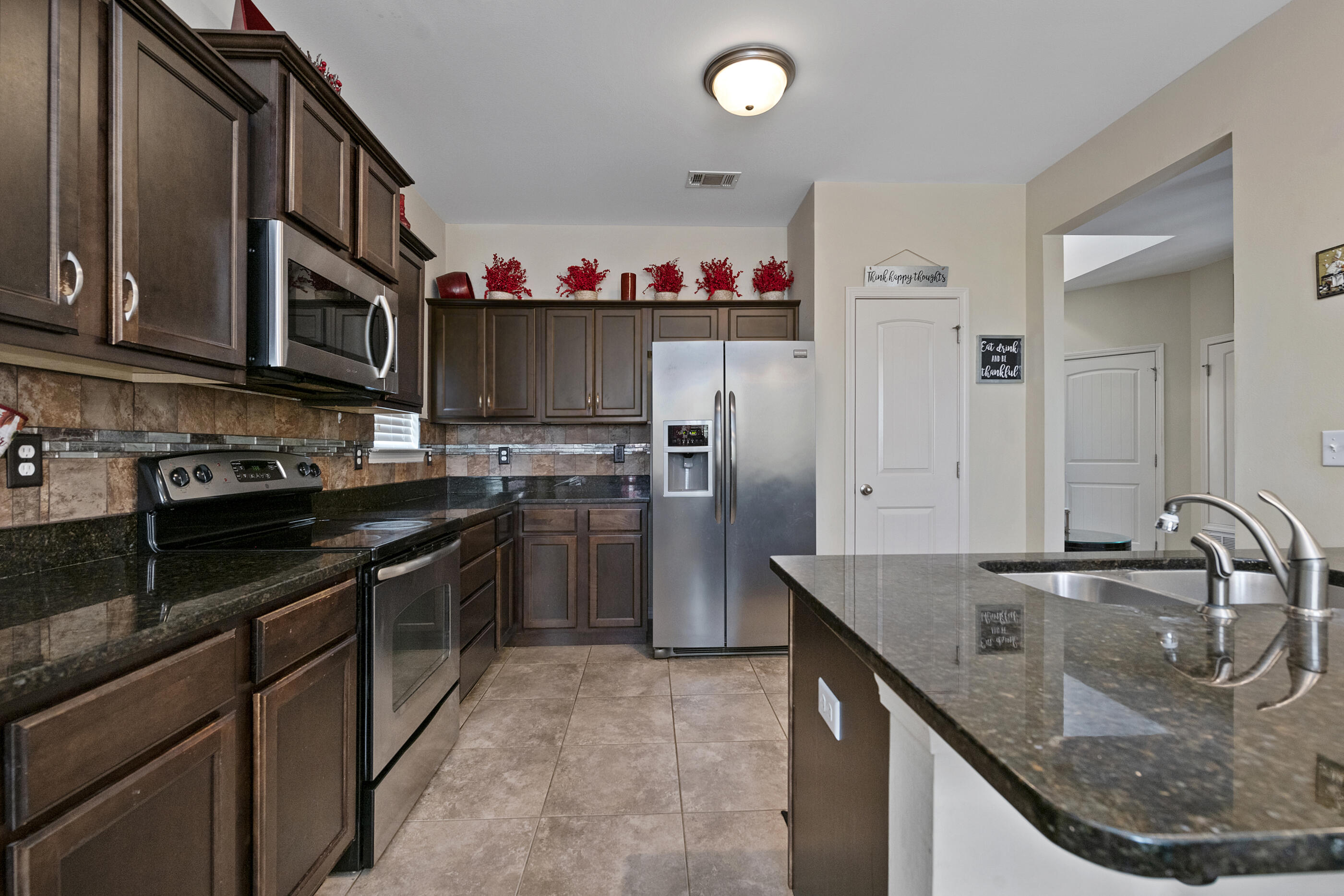 SANDY RIDGE ESTATES - Residential