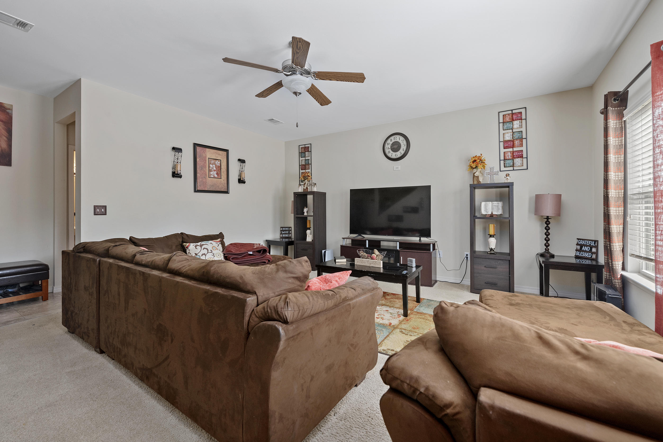 SANDY RIDGE ESTATES - Residential