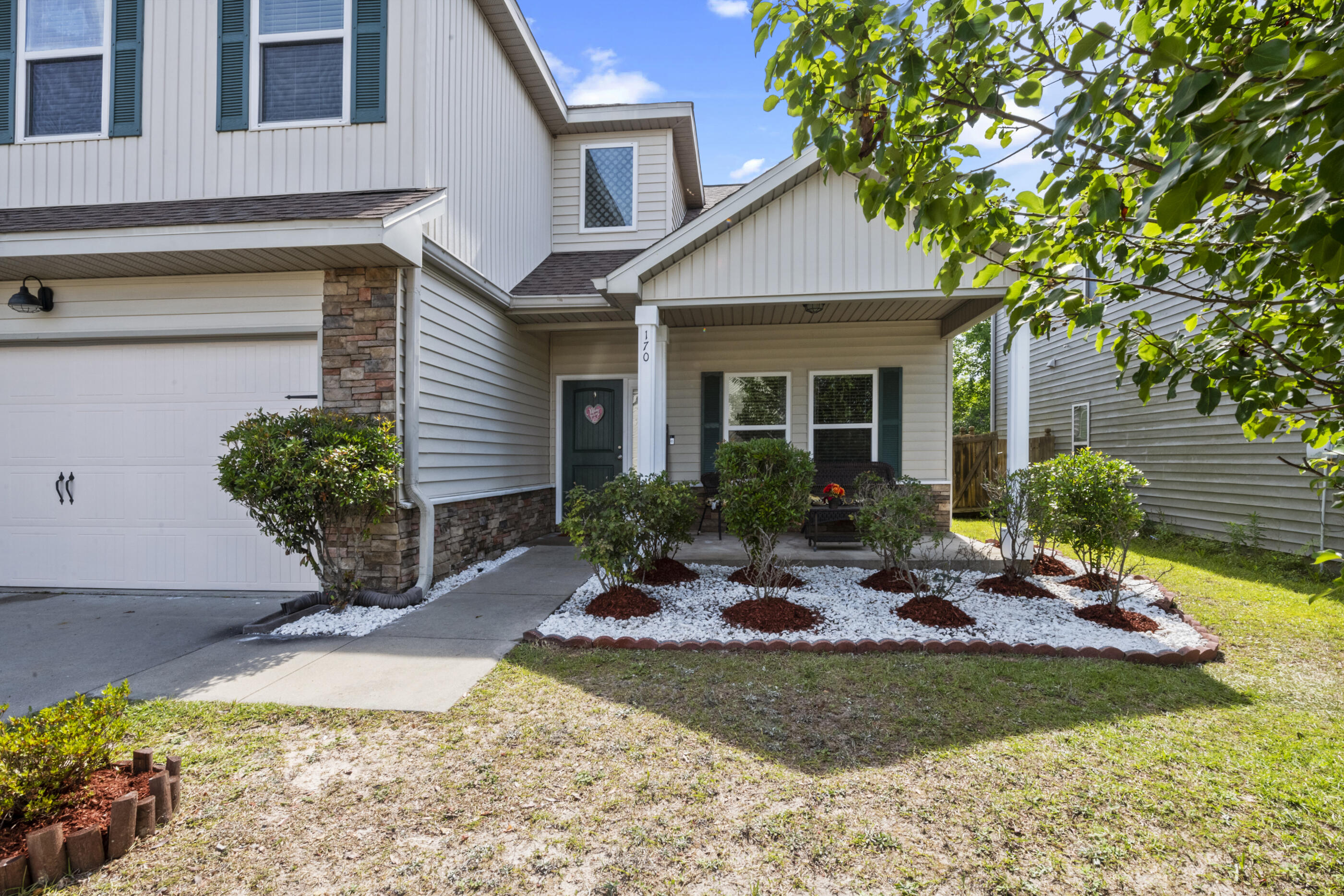 SANDY RIDGE ESTATES - Residential