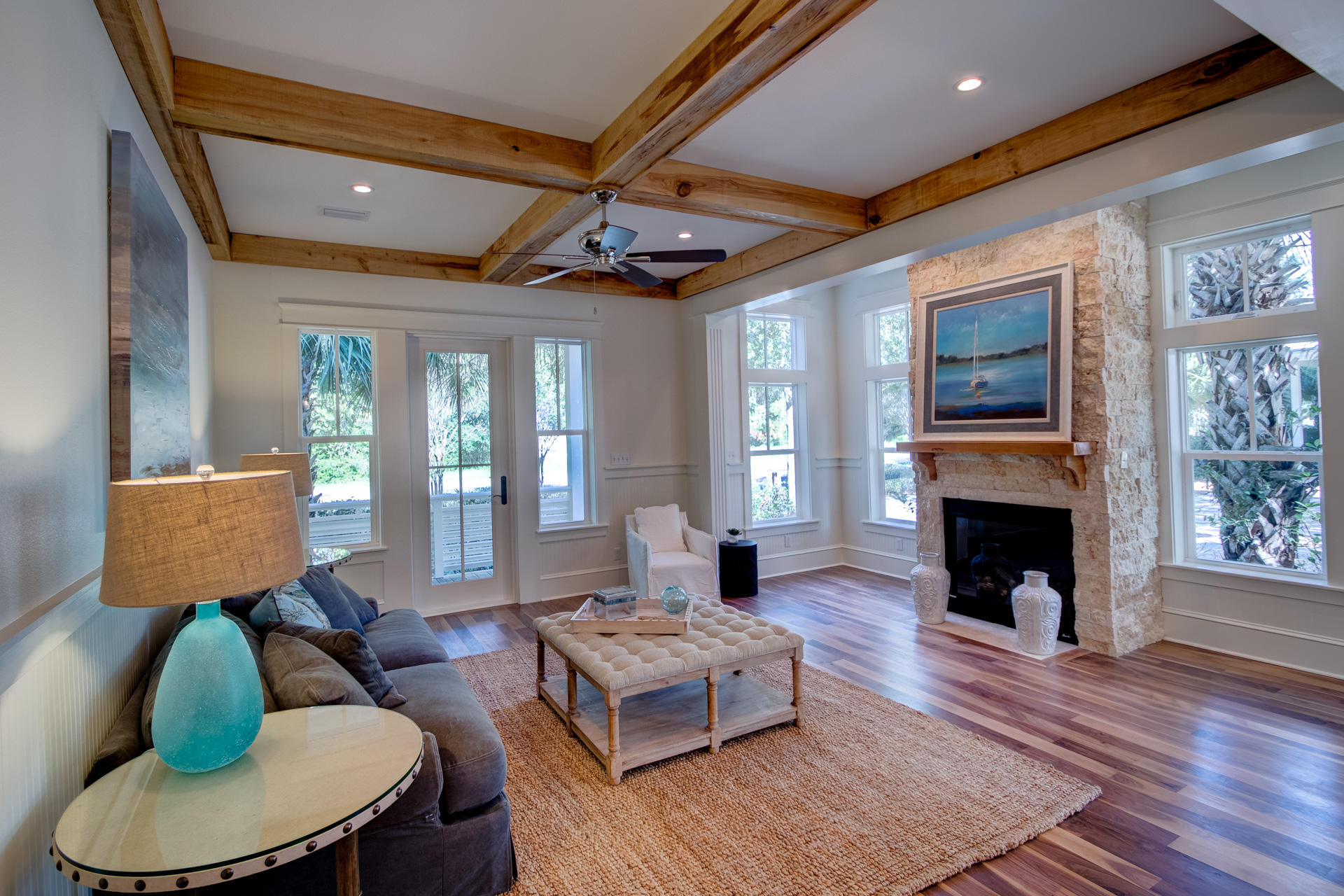 COTTAGES AT EASTERN LAKE - Residential