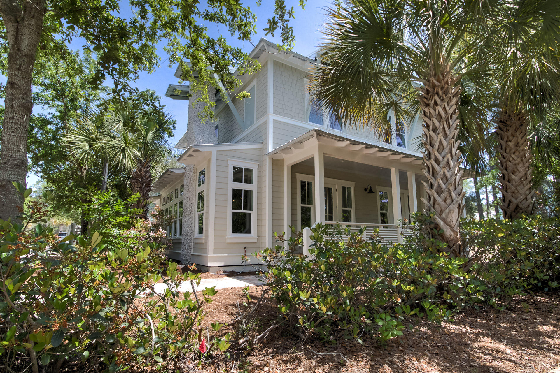 COTTAGES AT EASTERN LAKE - Residential