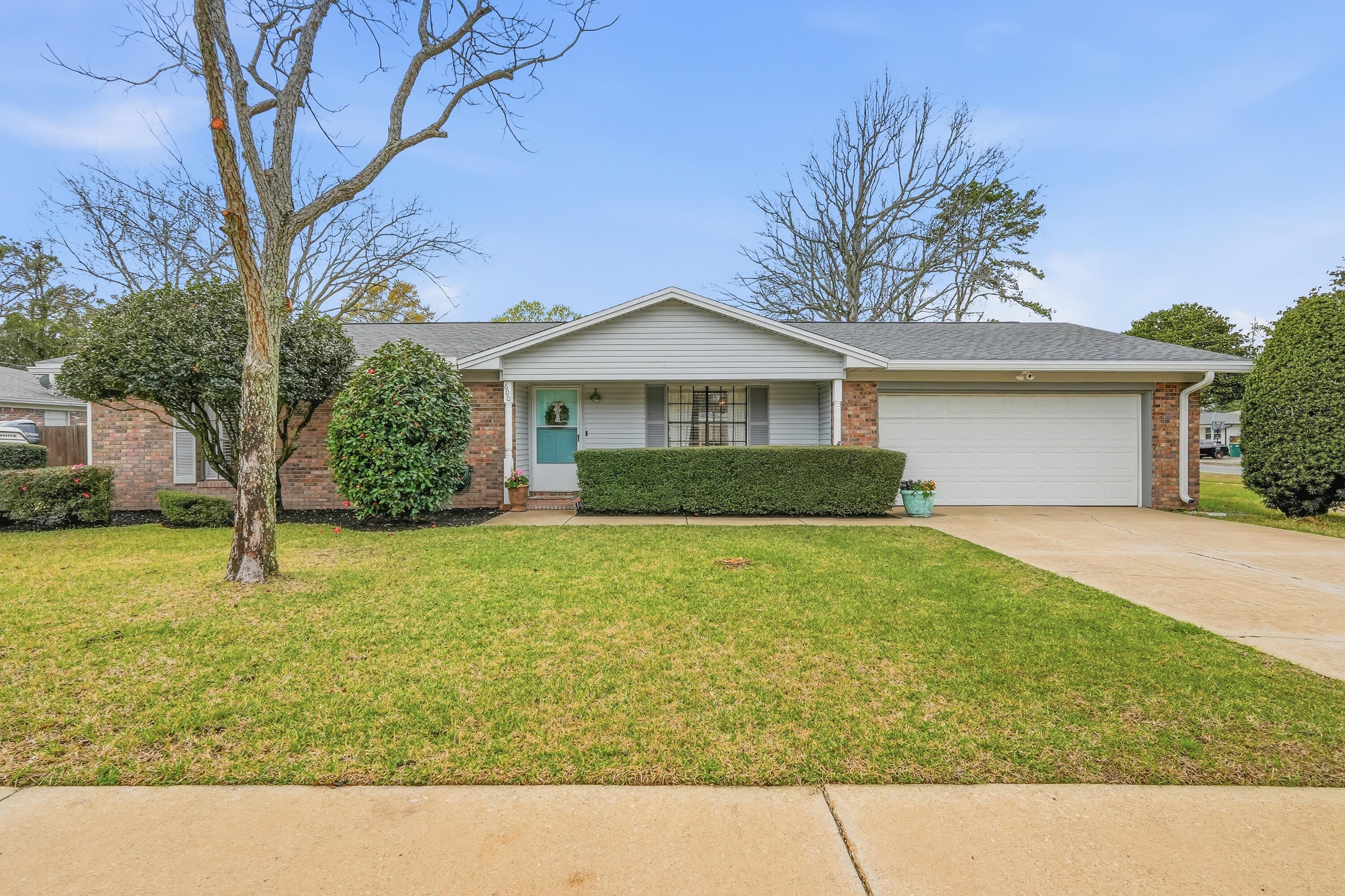 SEA HILLS - Residential