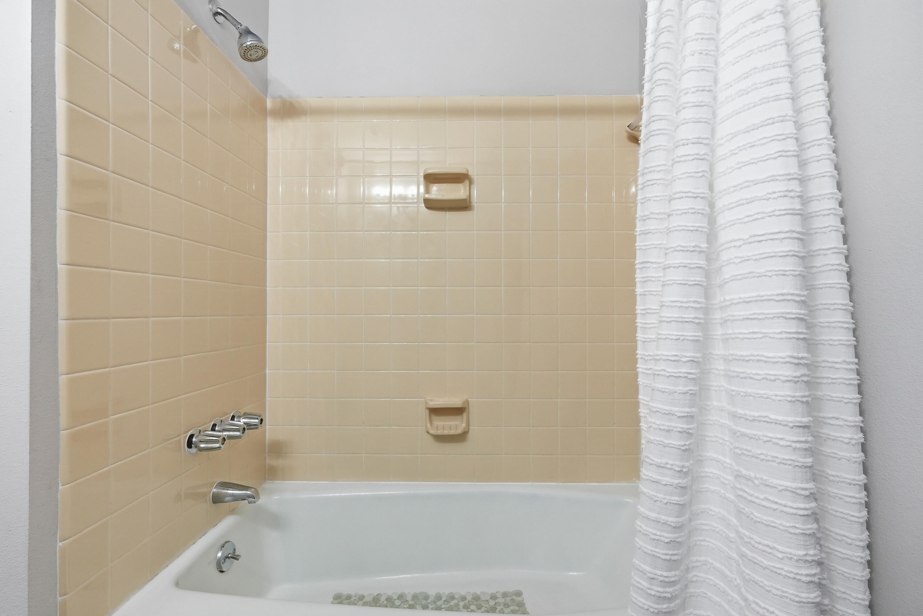 SEA HILLS - Residential