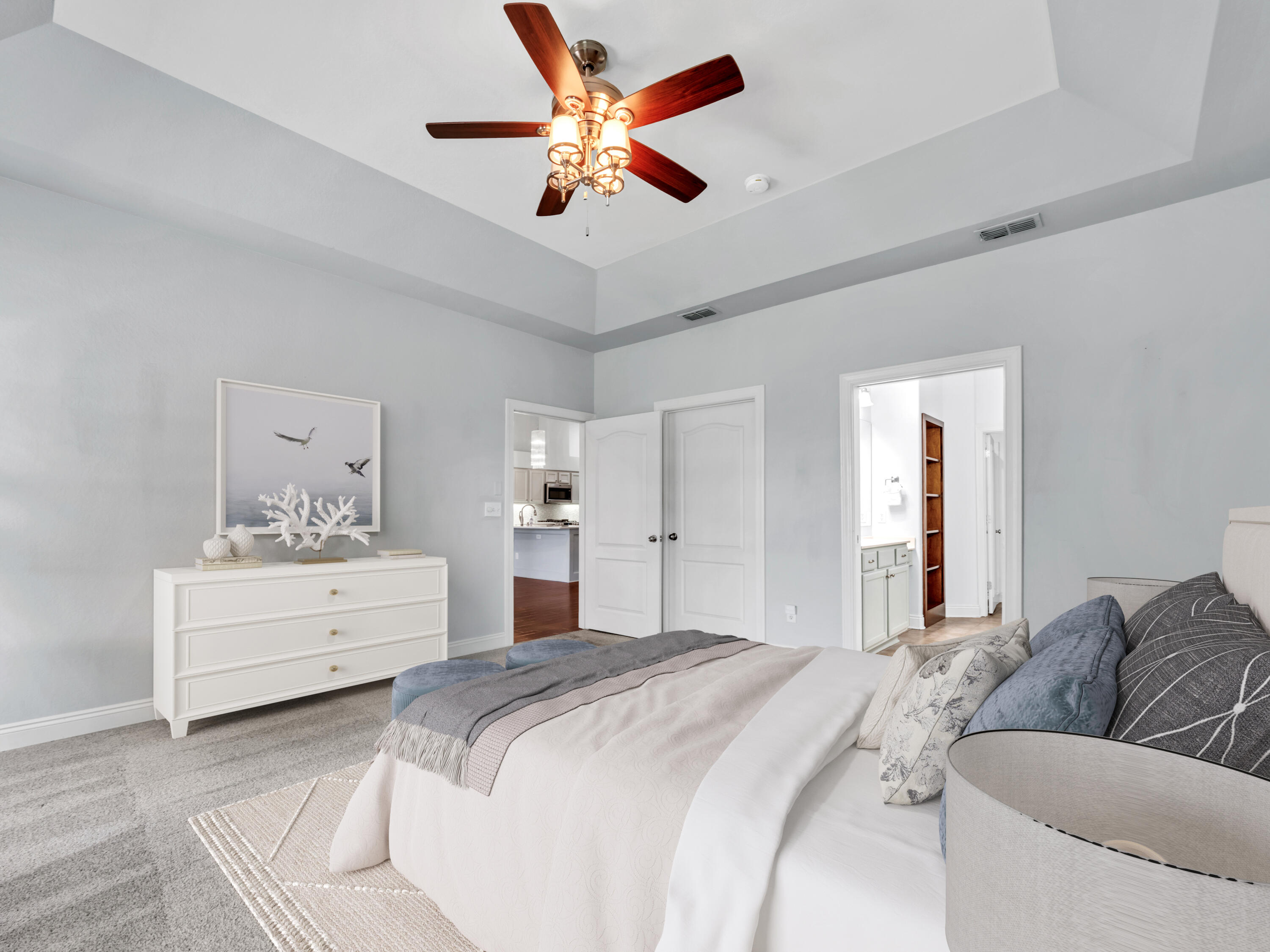 DIAMOND LAKES - Residential