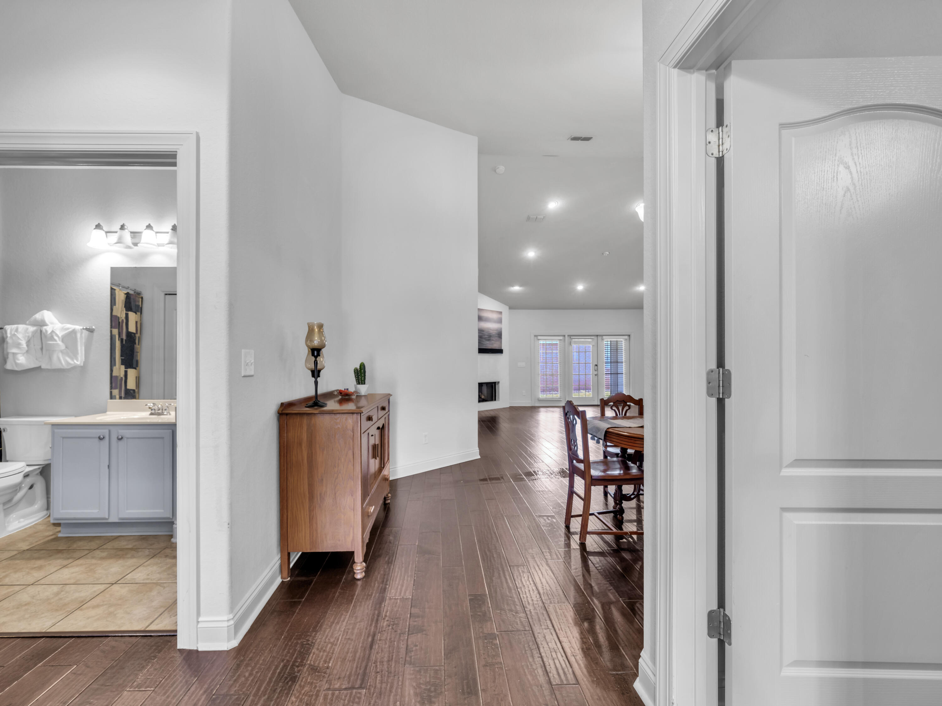 DIAMOND LAKES - Residential