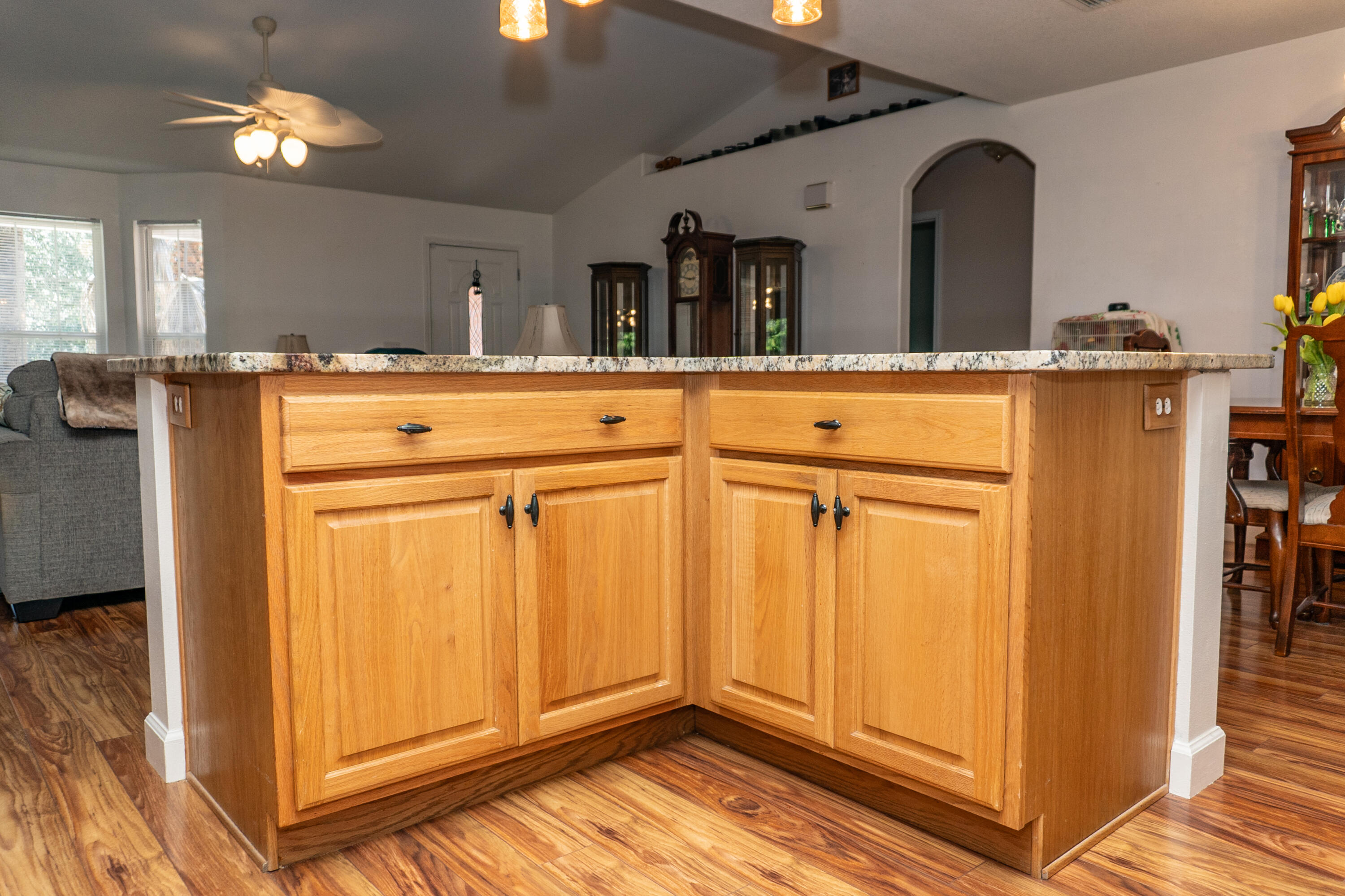 TOM KING ESTATES - Residential