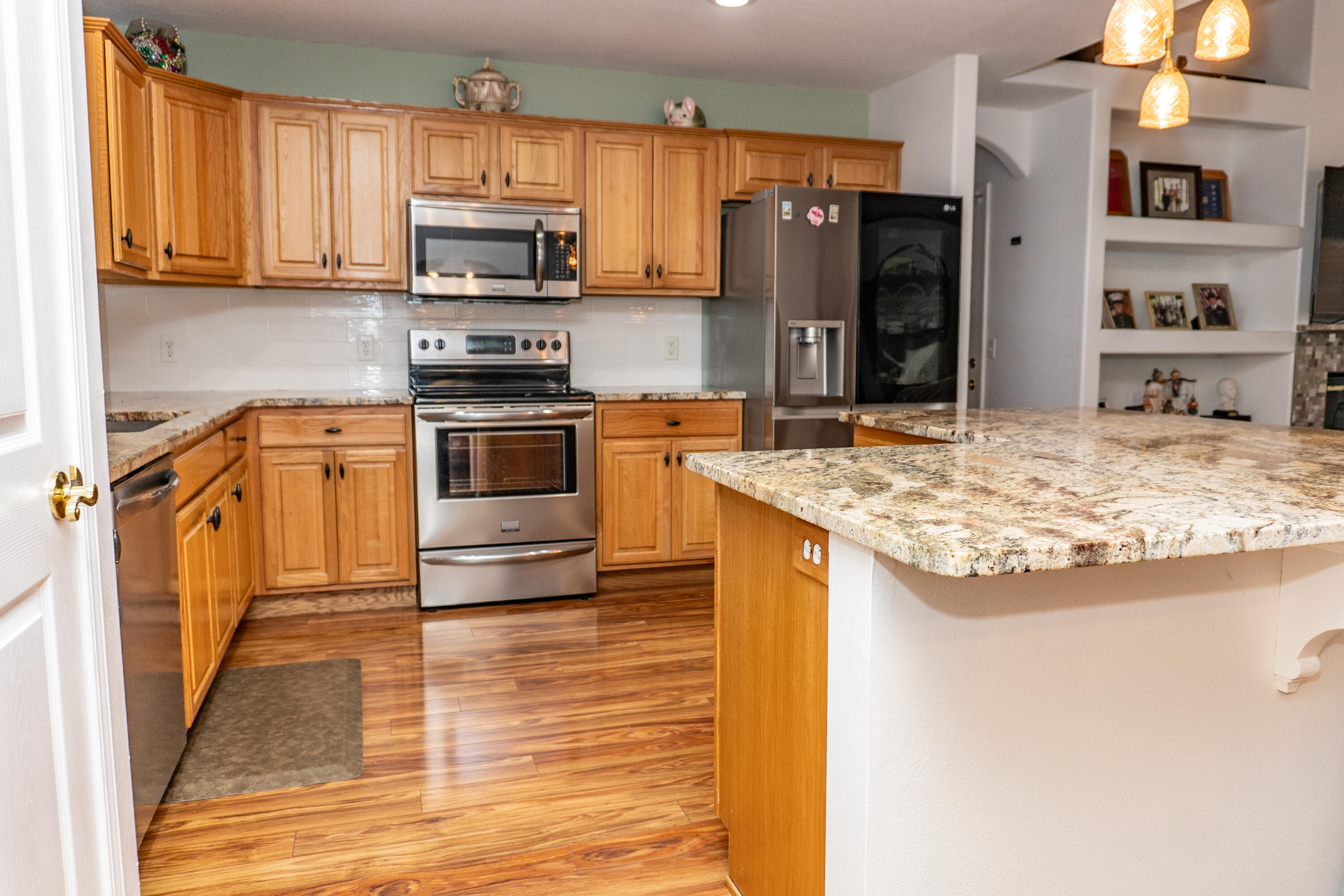 TOM KING ESTATES - Residential