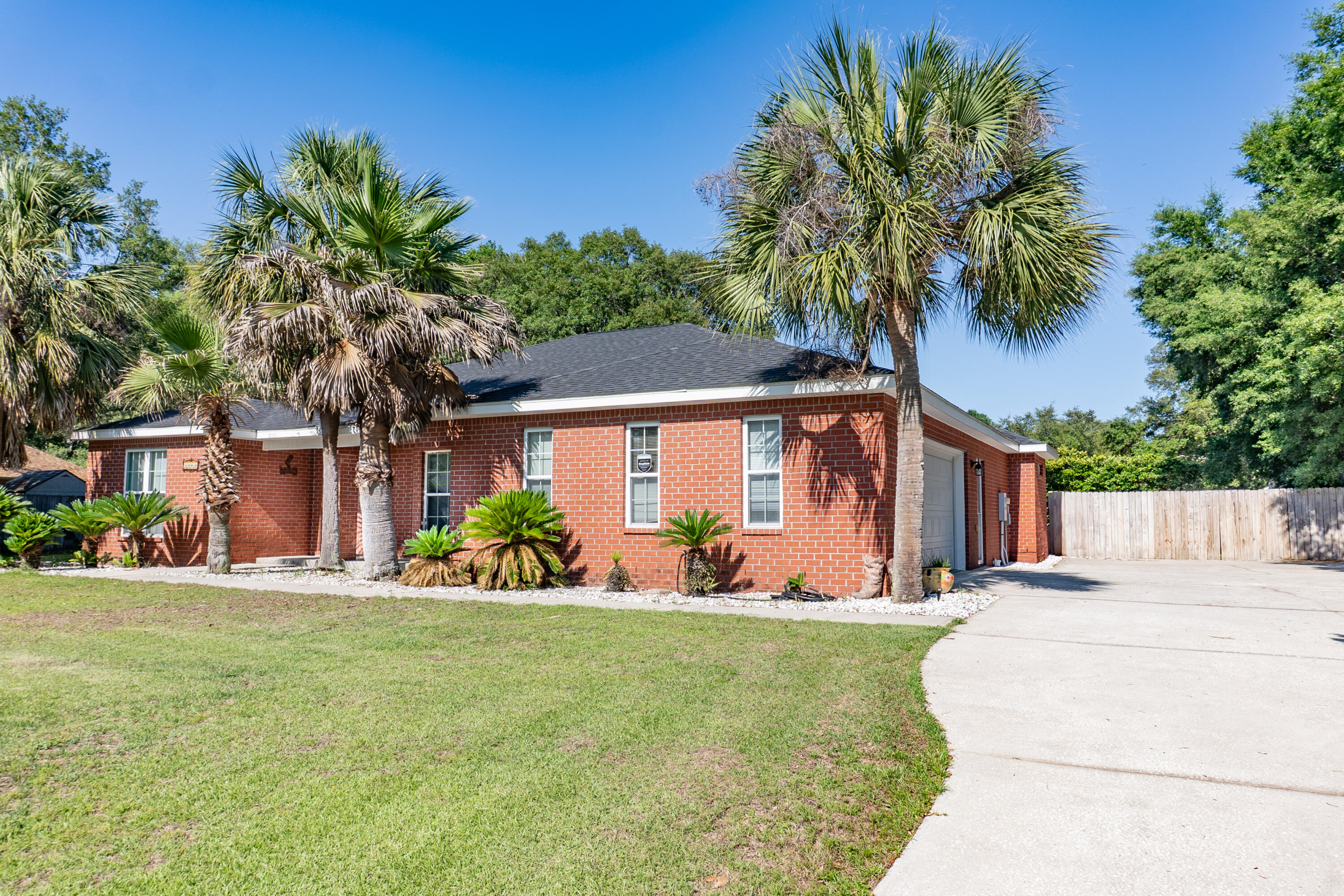 TOM KING ESTATES - Residential