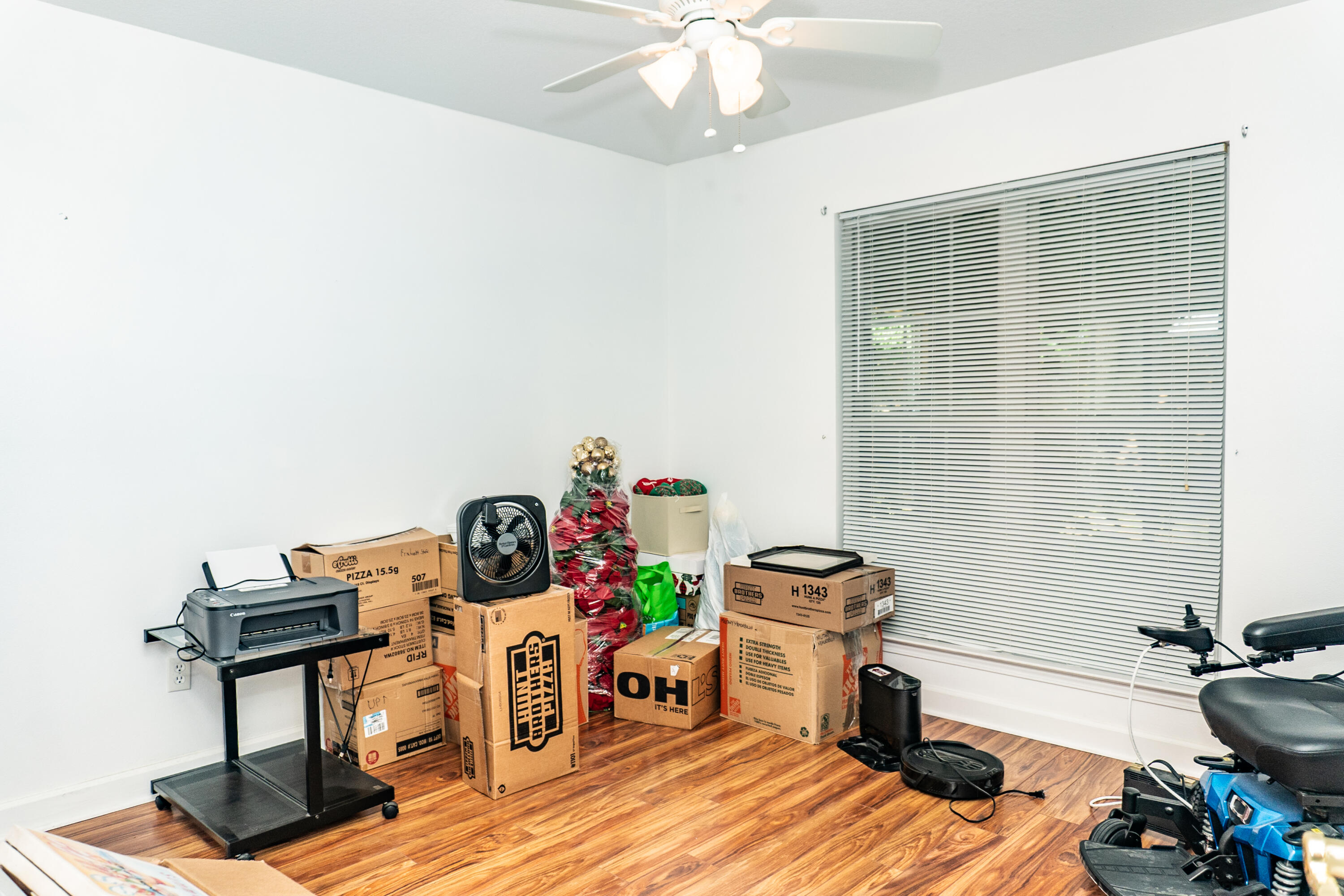 TOM KING ESTATES - Residential