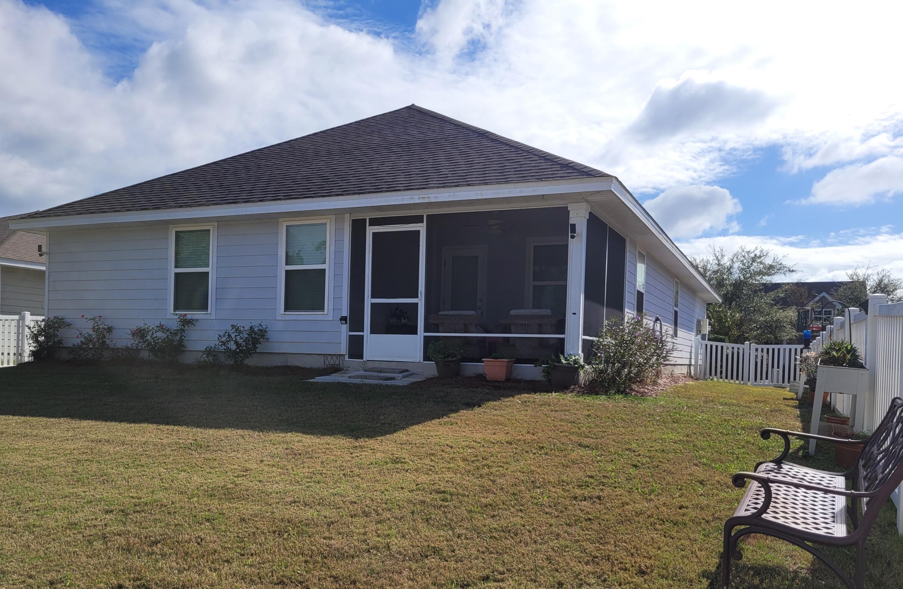 HAMMOCK BAY - Residential