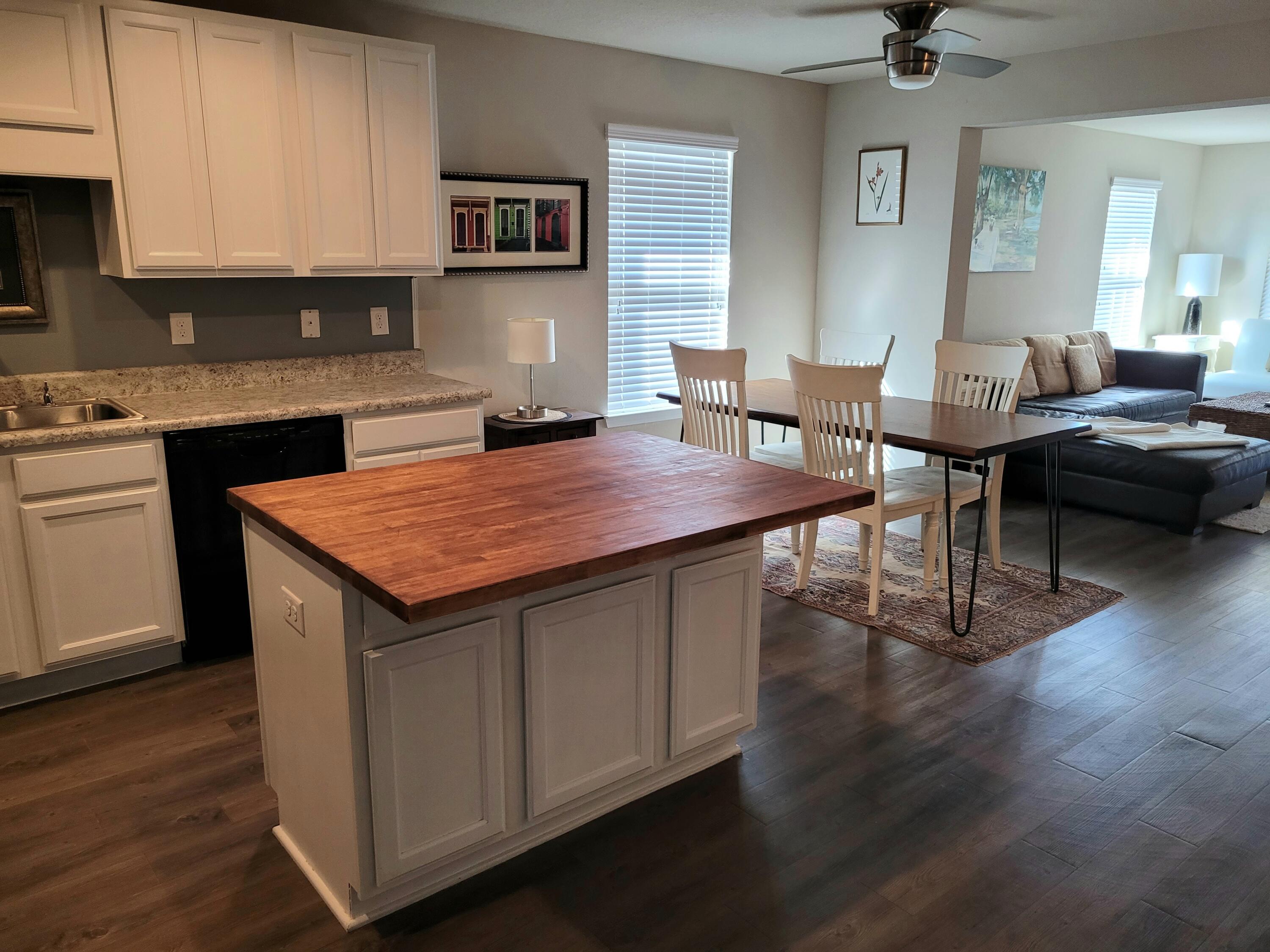 HAMMOCK BAY - Residential