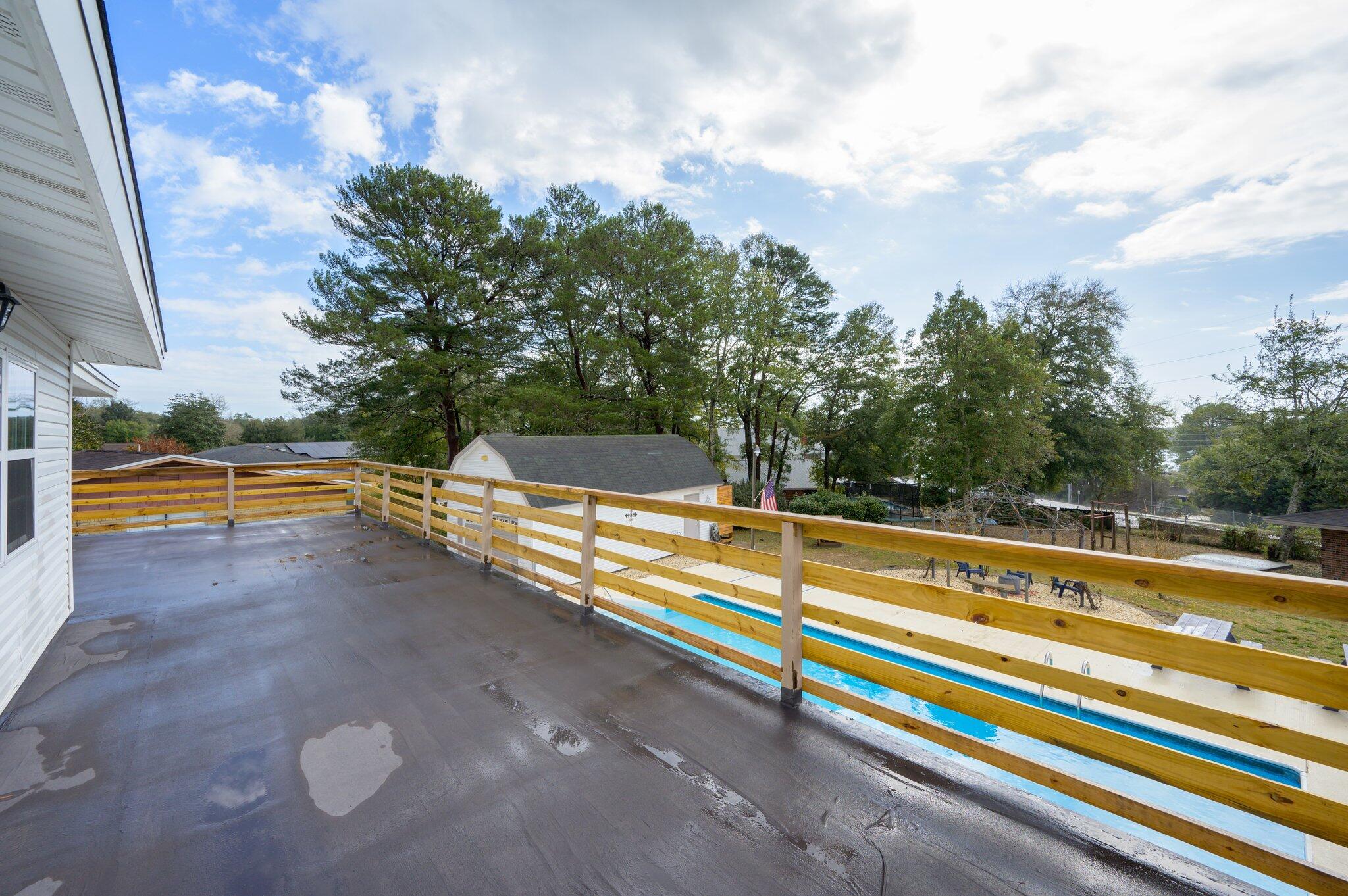 EDGEWATER VILLAGE NORTH - Residential