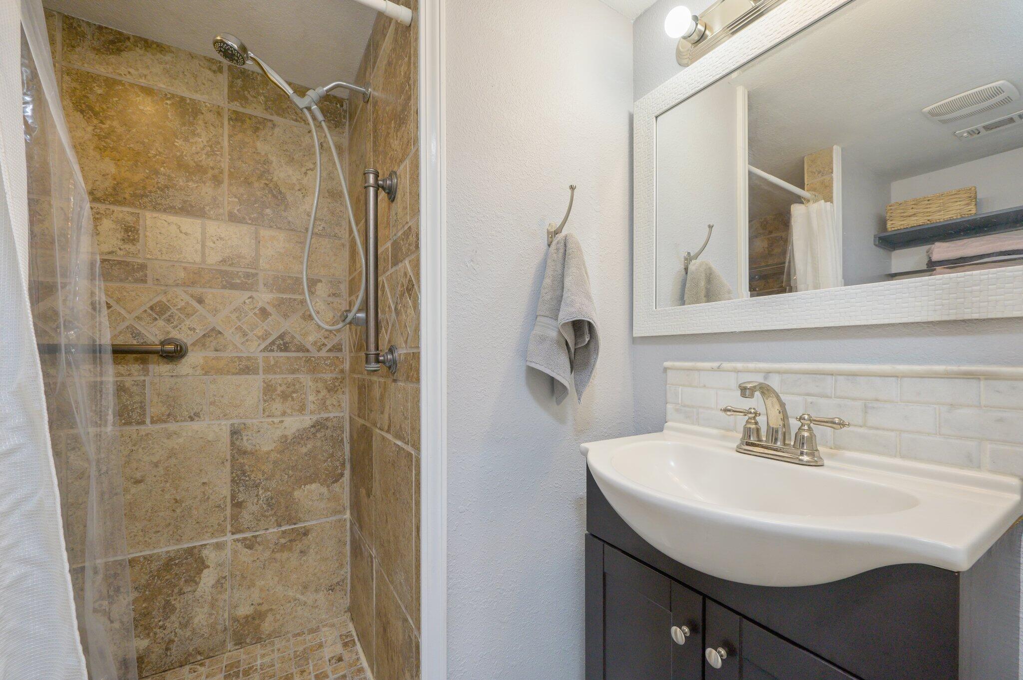 EDGEWATER VILLAGE NORTH - Residential