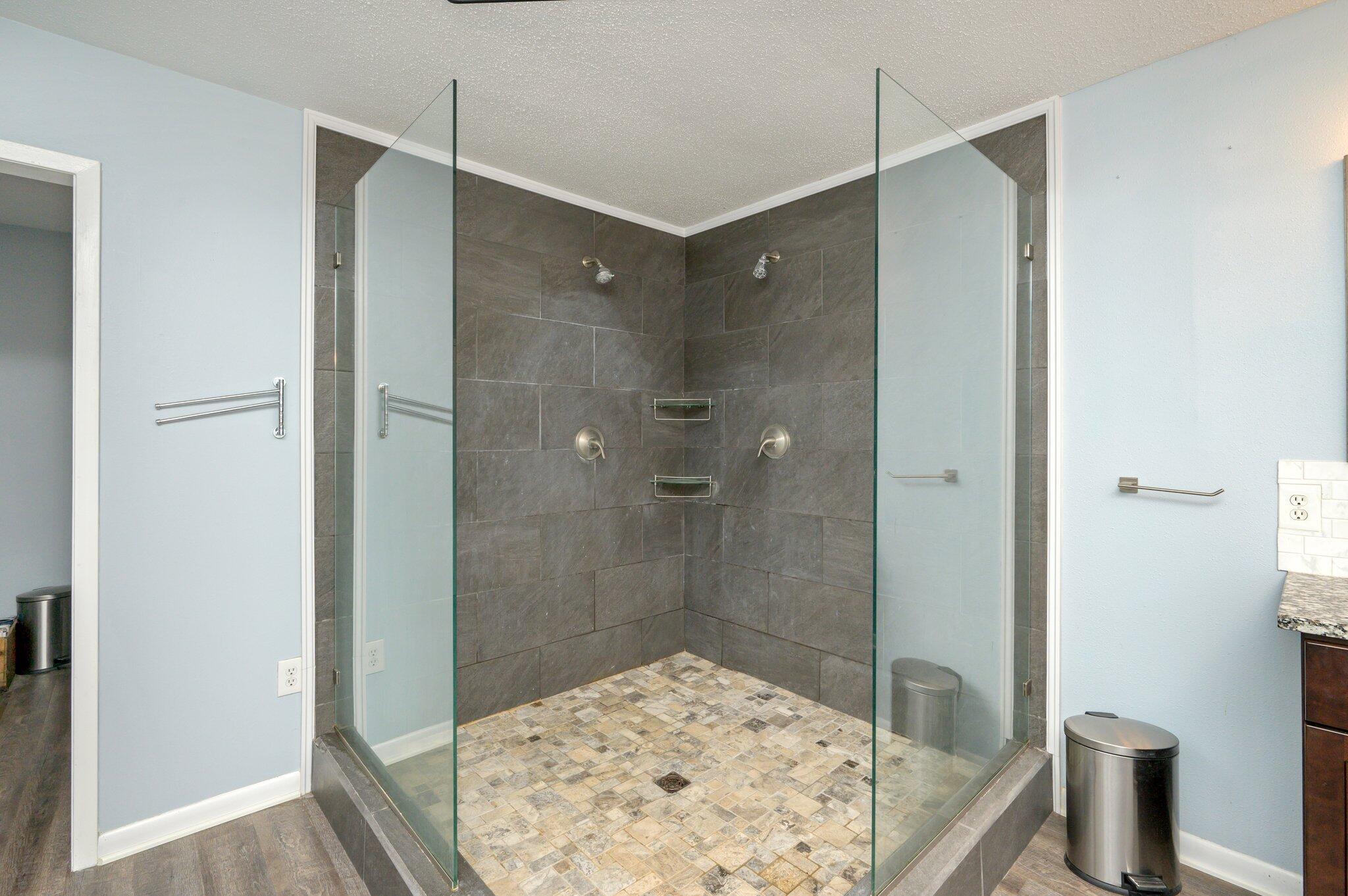 EDGEWATER VILLAGE NORTH - Residential