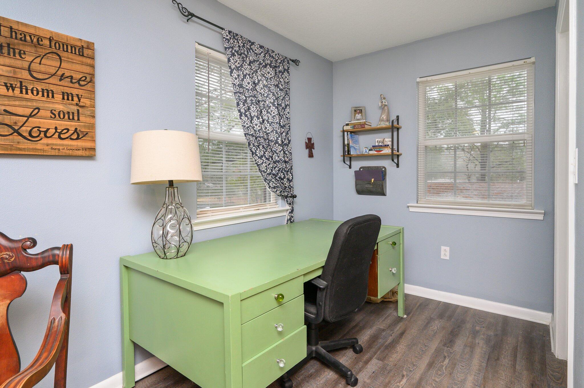 EDGEWATER VILLAGE NORTH - Residential