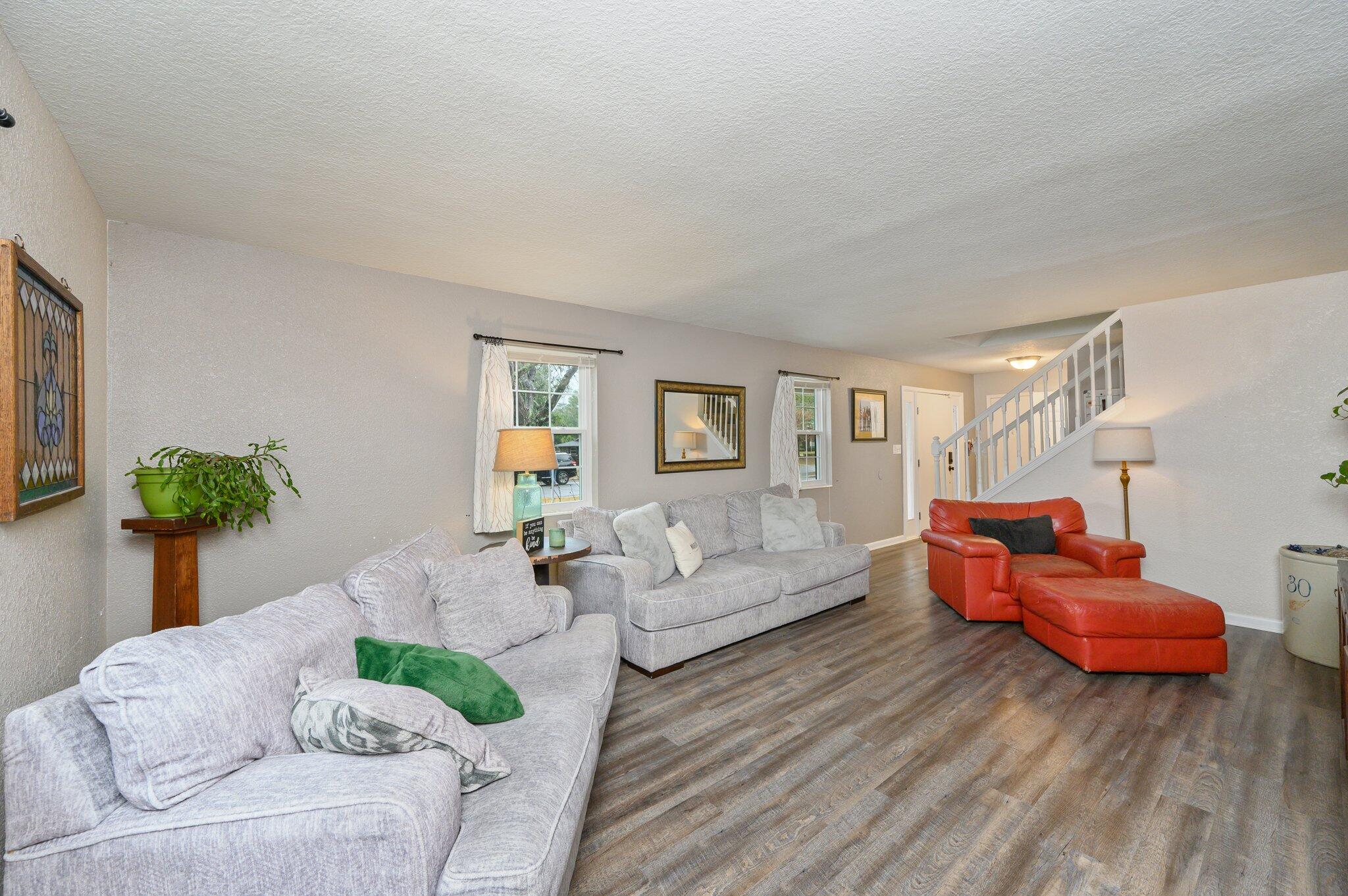 EDGEWATER VILLAGE NORTH - Residential