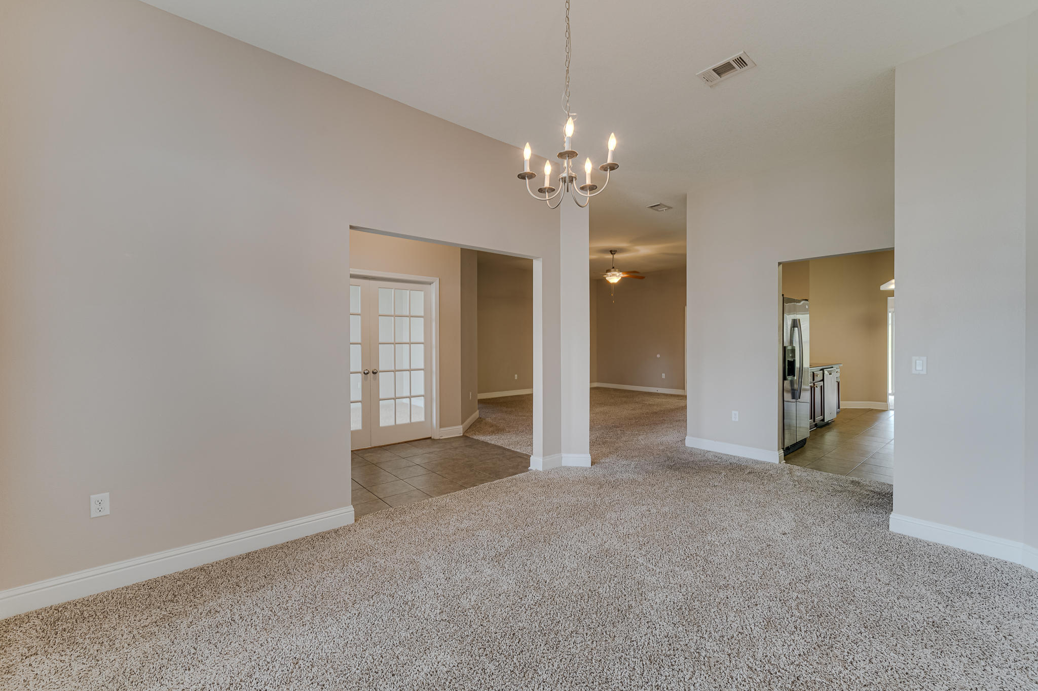 SILVER SPRINGS EST - Residential