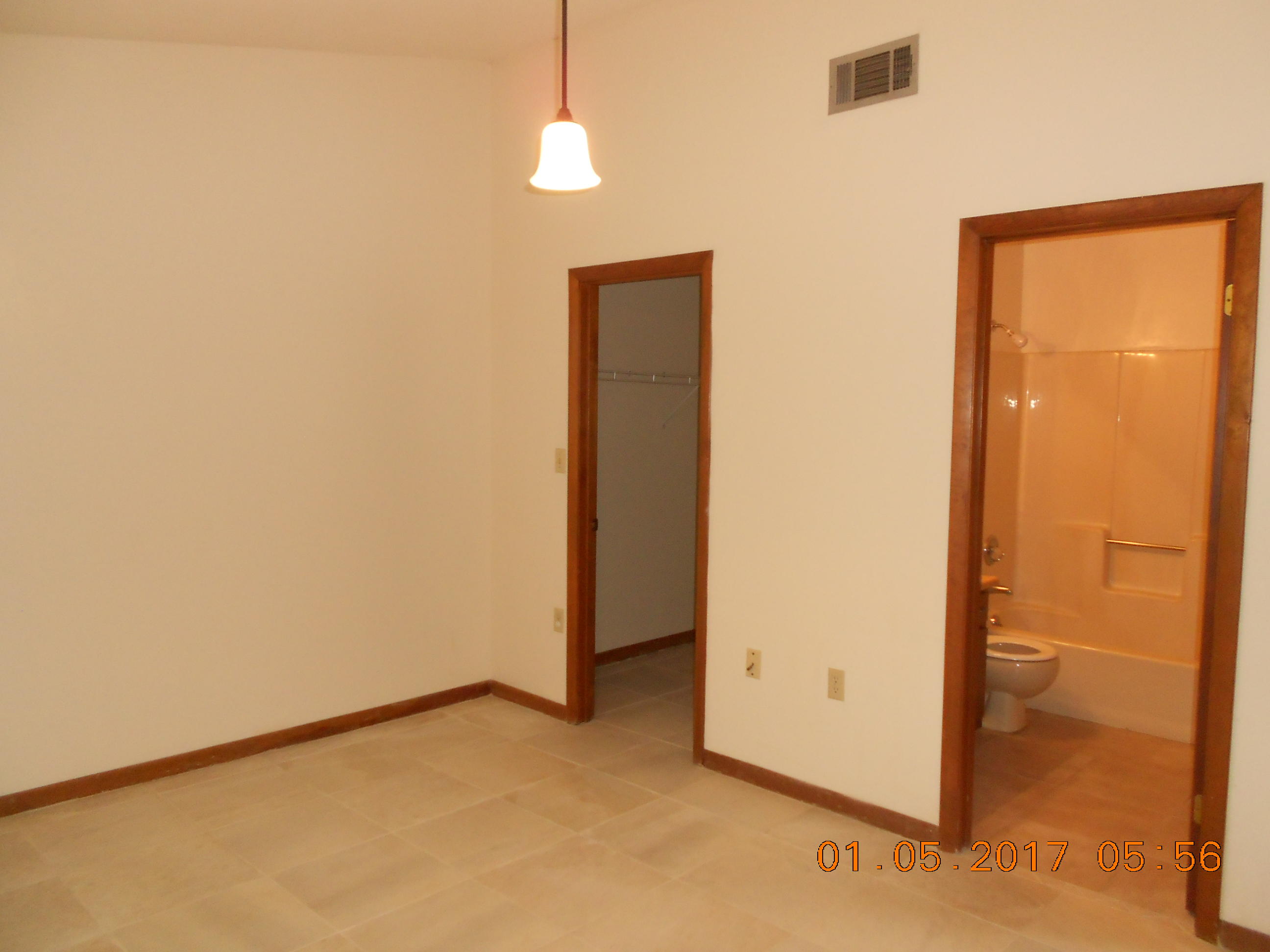 SCOTTWOOD - Residential Lease