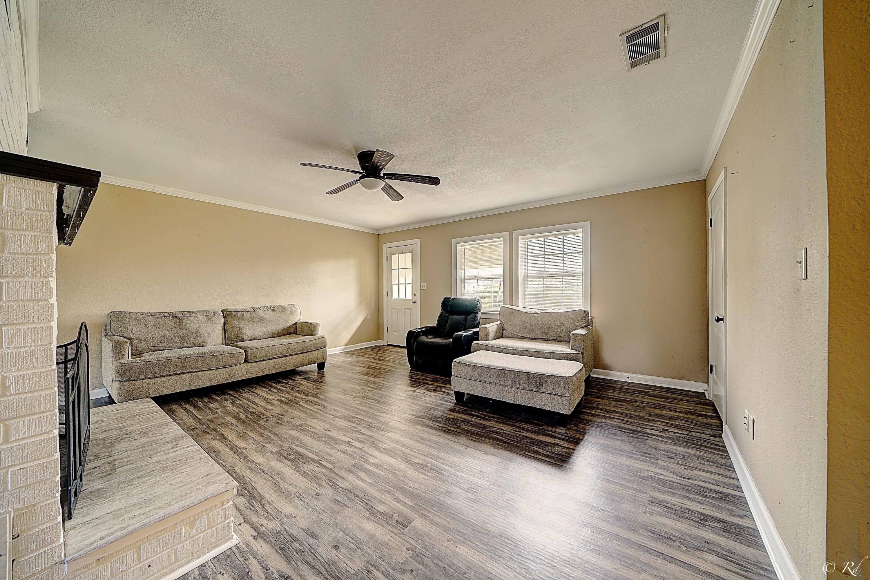 CEDAR CREEK HEIGHTS - Residential