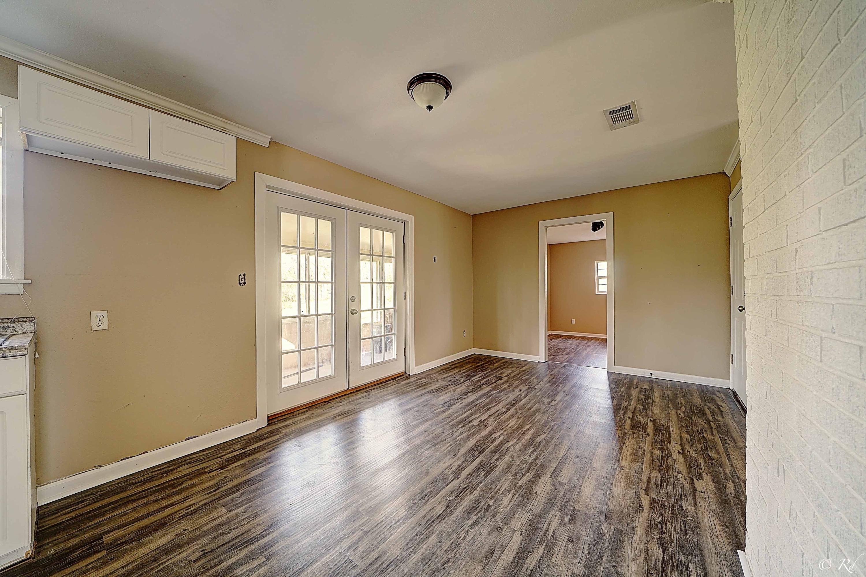 CEDAR CREEK HEIGHTS - Residential